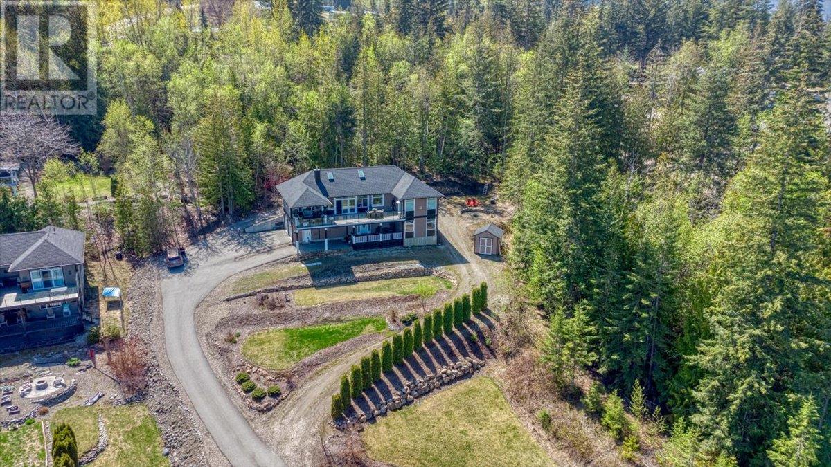 2127 Pleasant Dale Road W, Blind Bay, British Columbia  V0E 2W1 - Photo 4 - 10305900