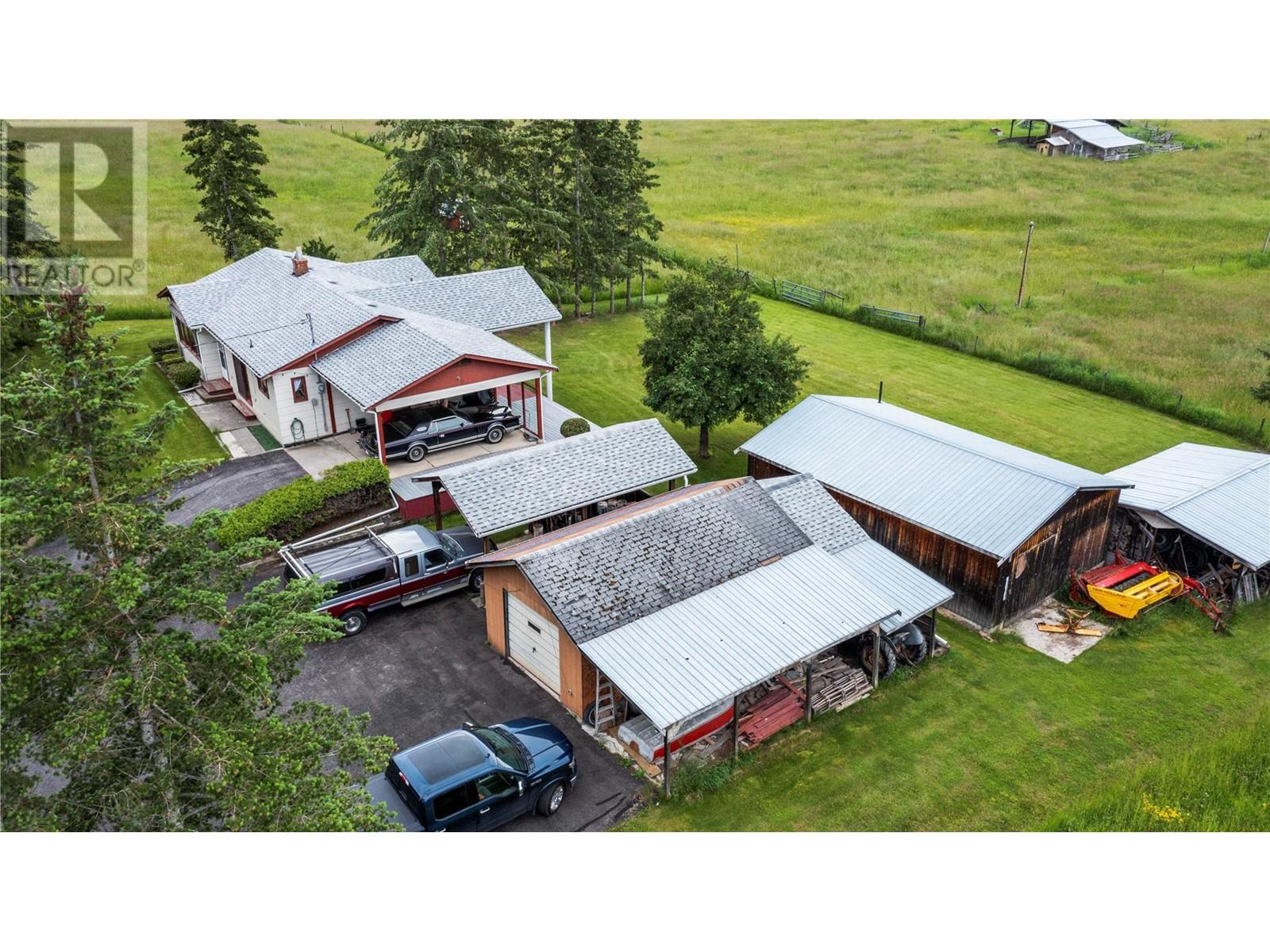 1324 Notch Hill Road, Sorrento, British Columbia  V0E 2W1 - Photo 1 - 10307058