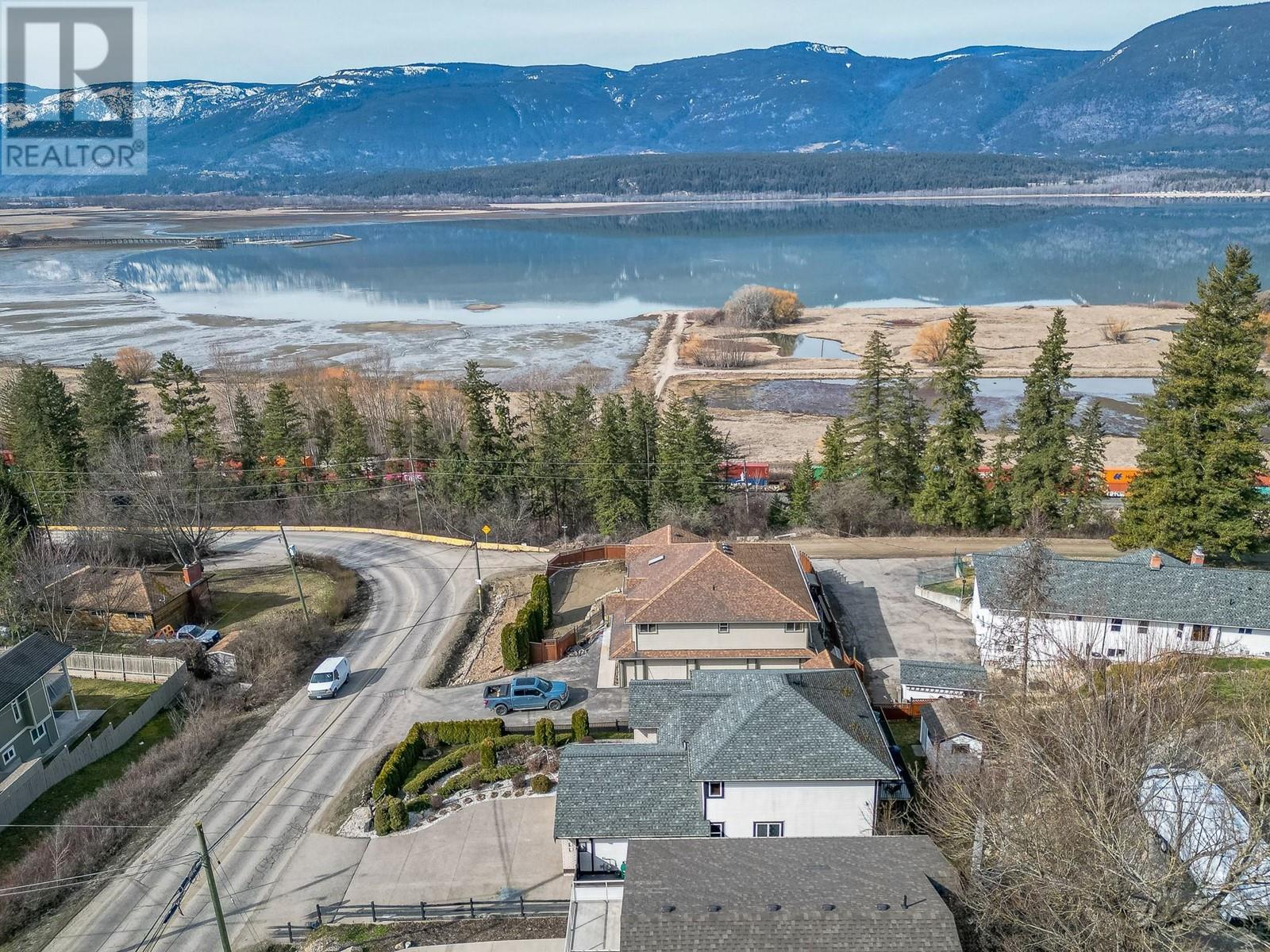 1571 20 Avenue Ne, Salmon Arm, British Columbia  V1E 3X8 - Photo 74 - 10307050