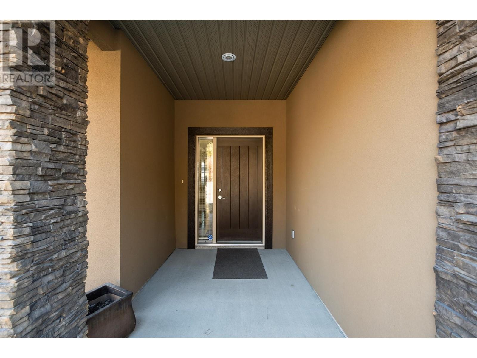 2421 Glacier Court Unit# 3 Lot# 3, Kelowna, British Columbia  V1V 3A6 - Photo 6 - 10306895