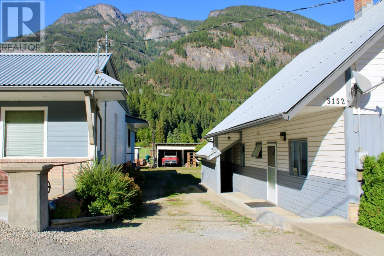 3152 6 Highway, Slocan Park, British Columbia  V0G 2E0 - Photo 9 - 2475551