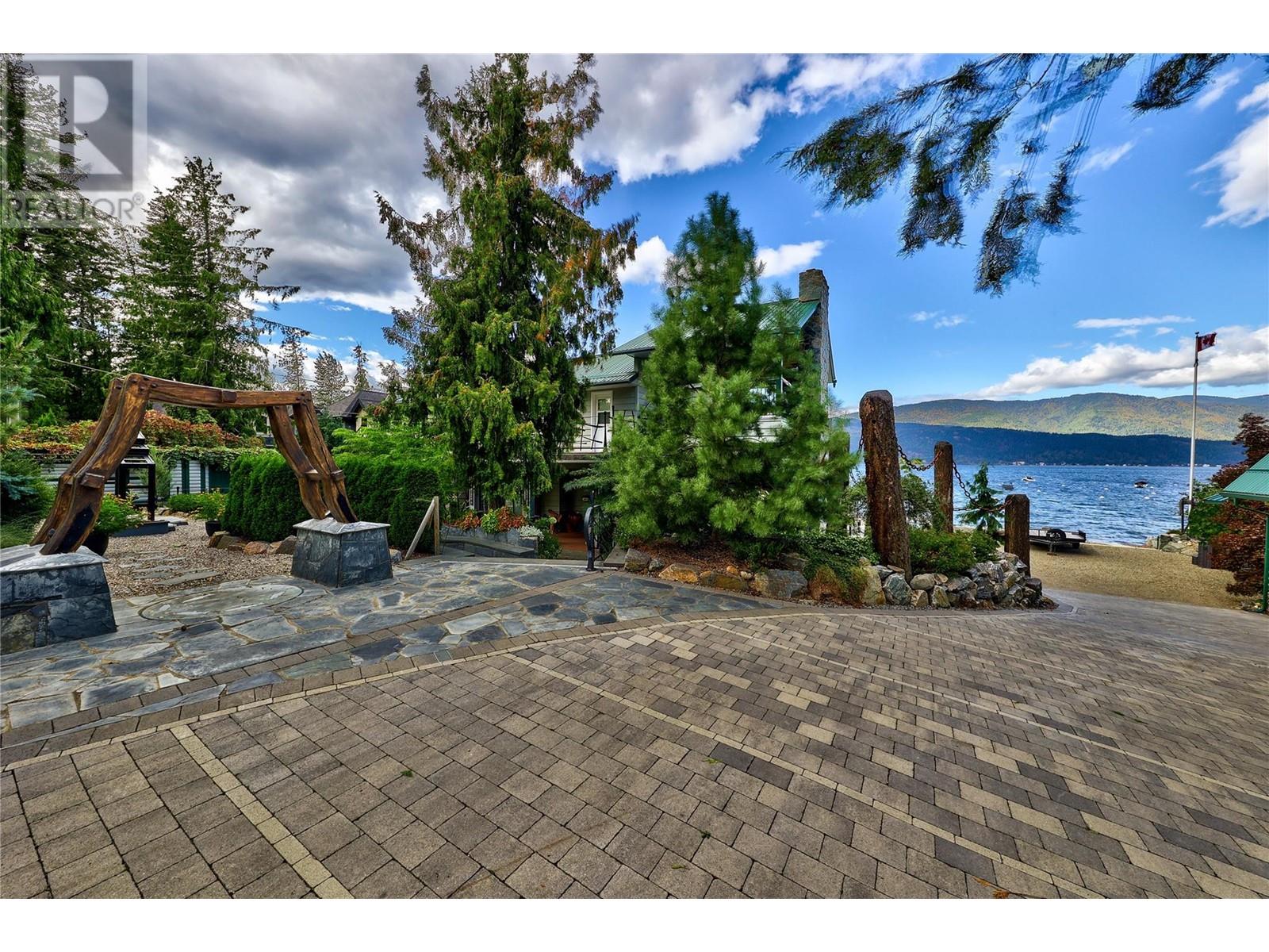 2483 Rocky Point Road, Blind Bay, British Columbia  V0E 1H1 - Photo 23 - 10307517