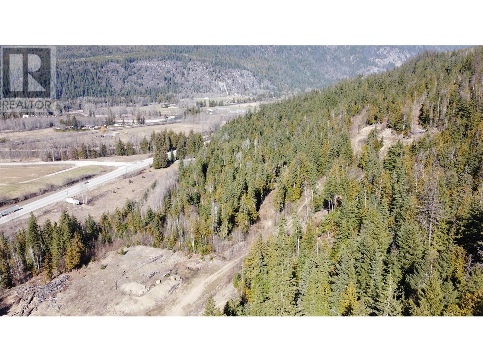 000 Trans Canada Highway, Sicamous, British Columbia  V0E 2V0 - Photo 14 - 10307495