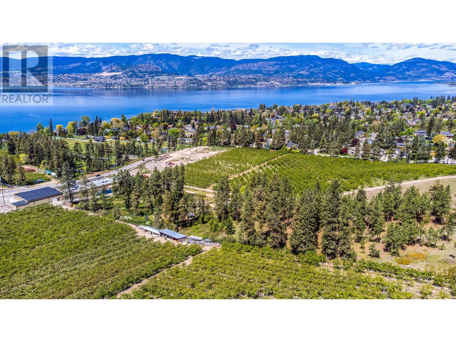 4729 Lakeshore Road, Kelowna, British Columbia  V1W 4H6 - Photo 76 - 10307572