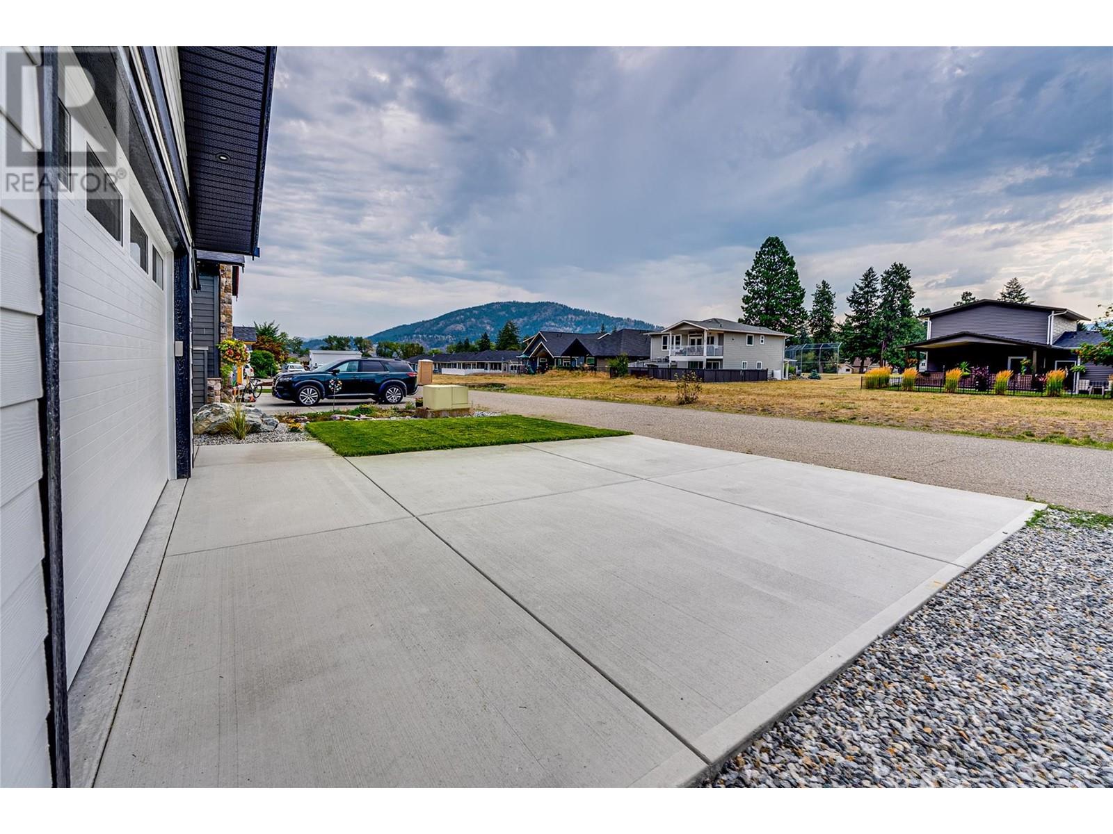 577 Meadowlark Avenue, Vernon, British Columbia  V1H 2A1 - Photo 26 - 10307628