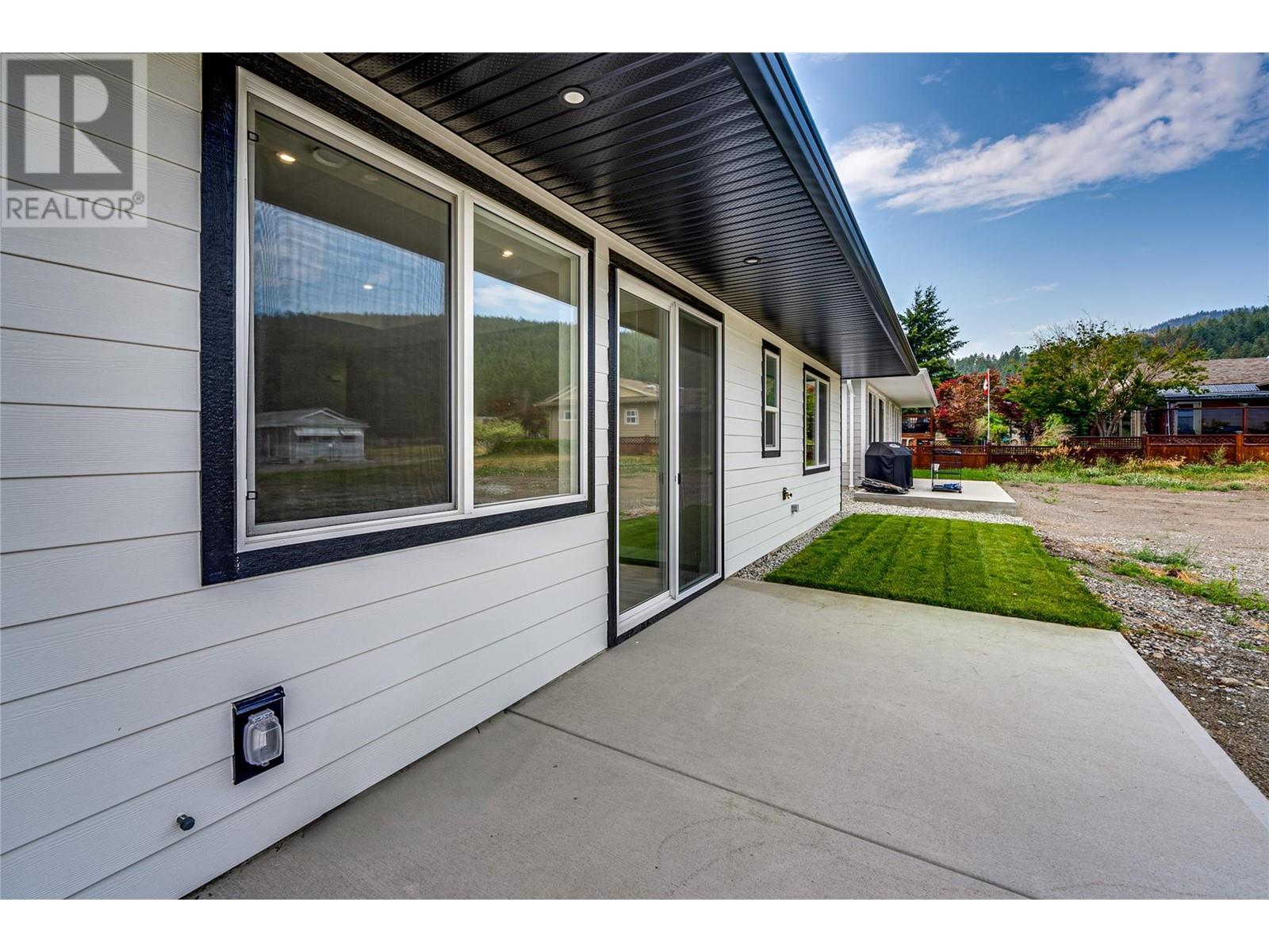 577 Meadowlark Avenue, Vernon, British Columbia  V1H 2A1 - Photo 31 - 10307628