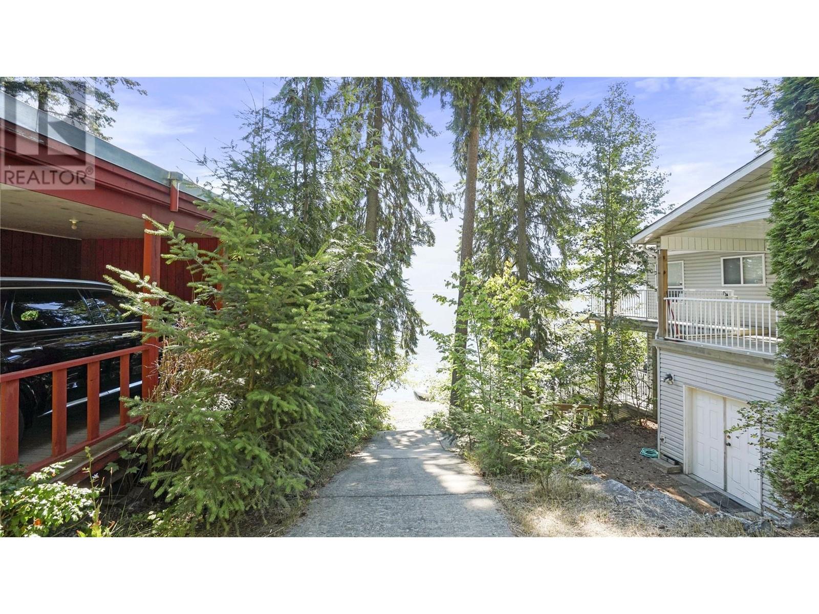 4746 Sunnybrae Canoe Point Road, Tappen, British Columbia  V0E 2X1 - Photo 79 - 10307693