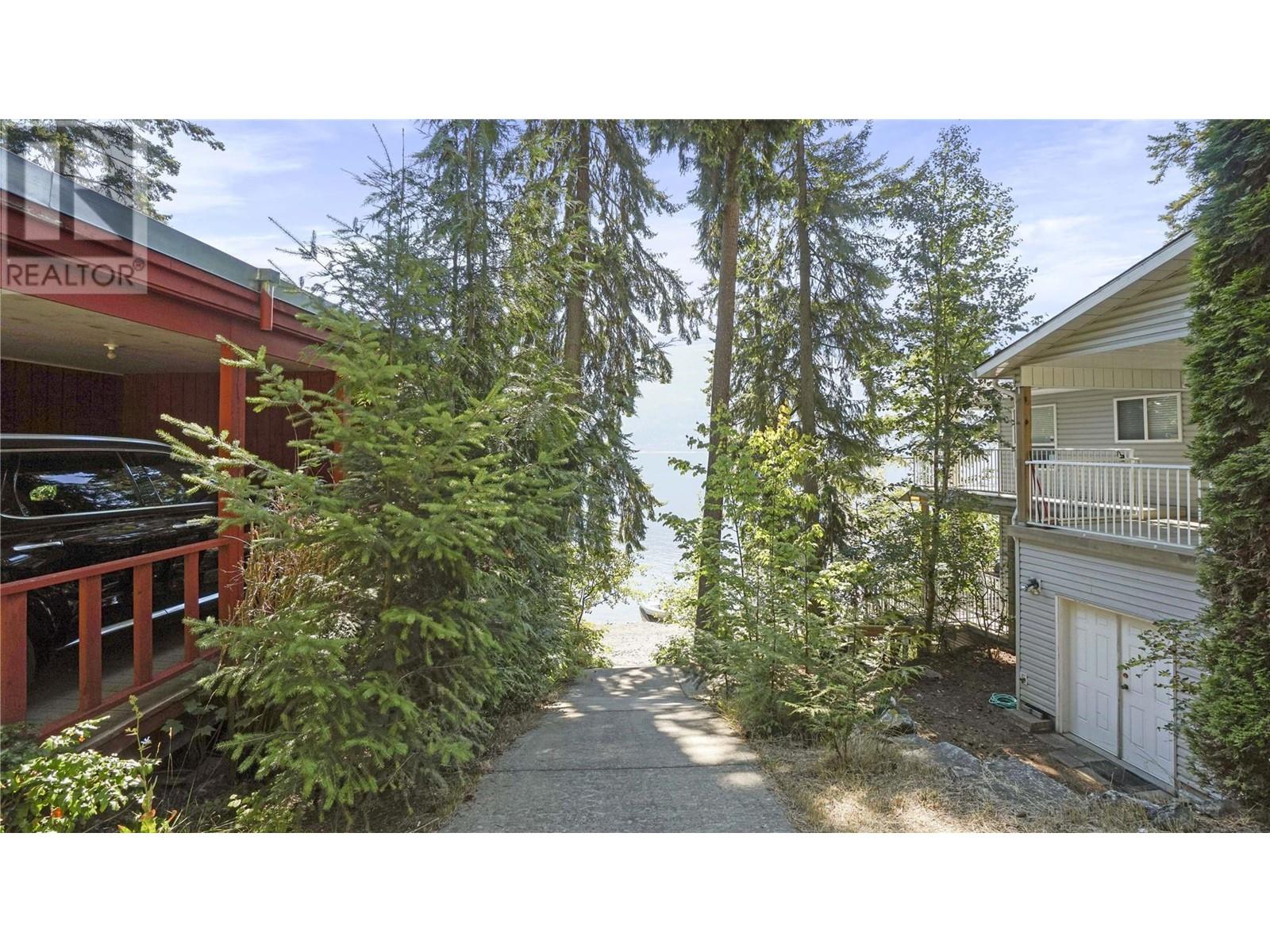 4746 Sunnybrae Canoe Point Road, Tappen, British Columbia  V0E 2X1 - Photo 80 - 10307693