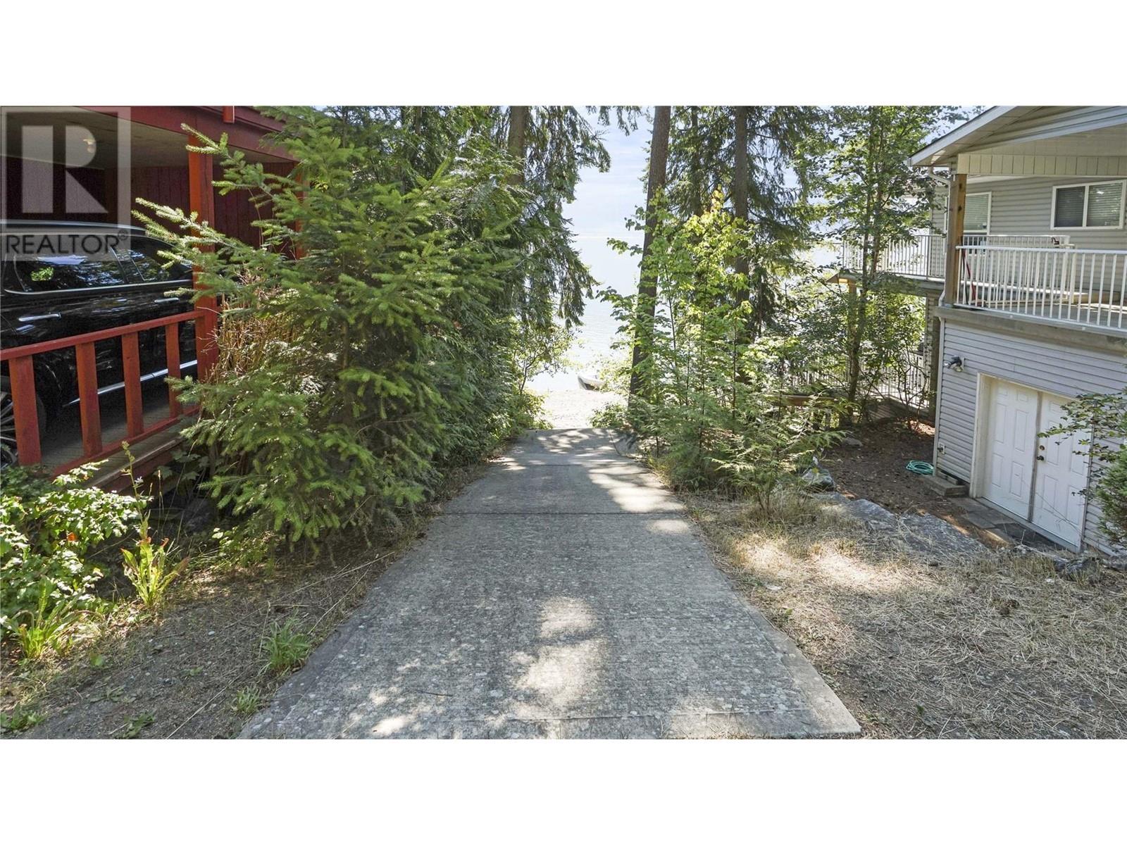 4746 Sunnybrae Canoe Point Road, Tappen, British Columbia  V0E 2X1 - Photo 81 - 10307693