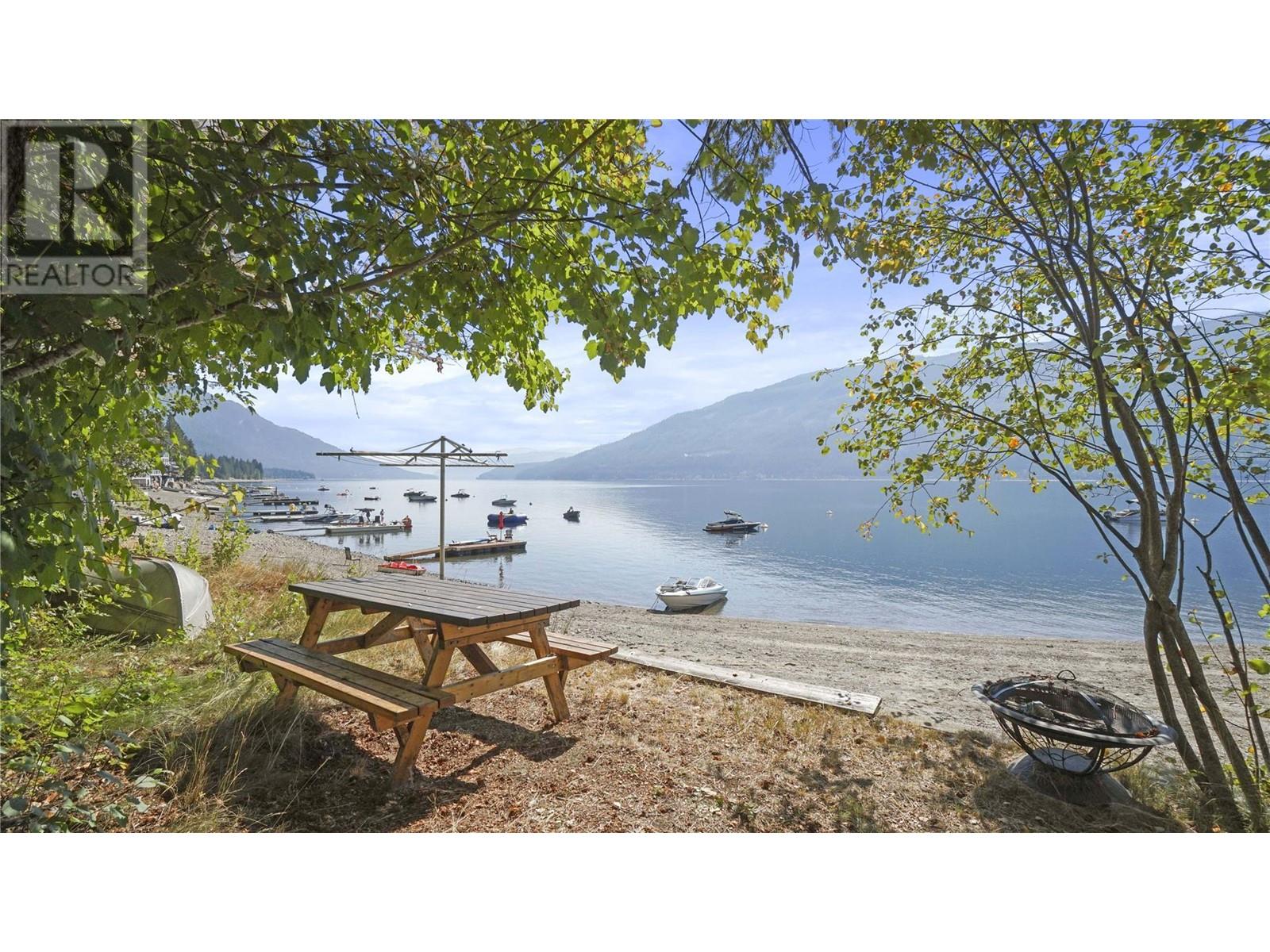 4746 Sunnybrae Canoe Point Road, Tappen, British Columbia  V0E 2X1 - Photo 89 - 10307693