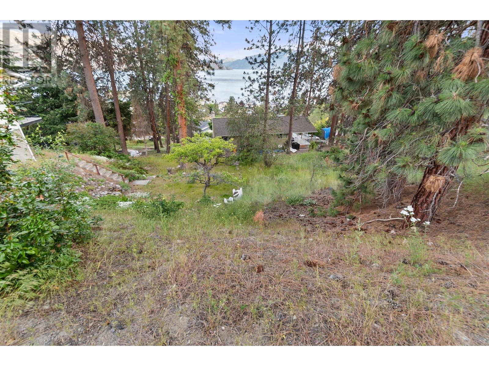 4262 4th Avenue, Peachland, British Columbia  V0H 1X5 - Photo 4 - 10307350