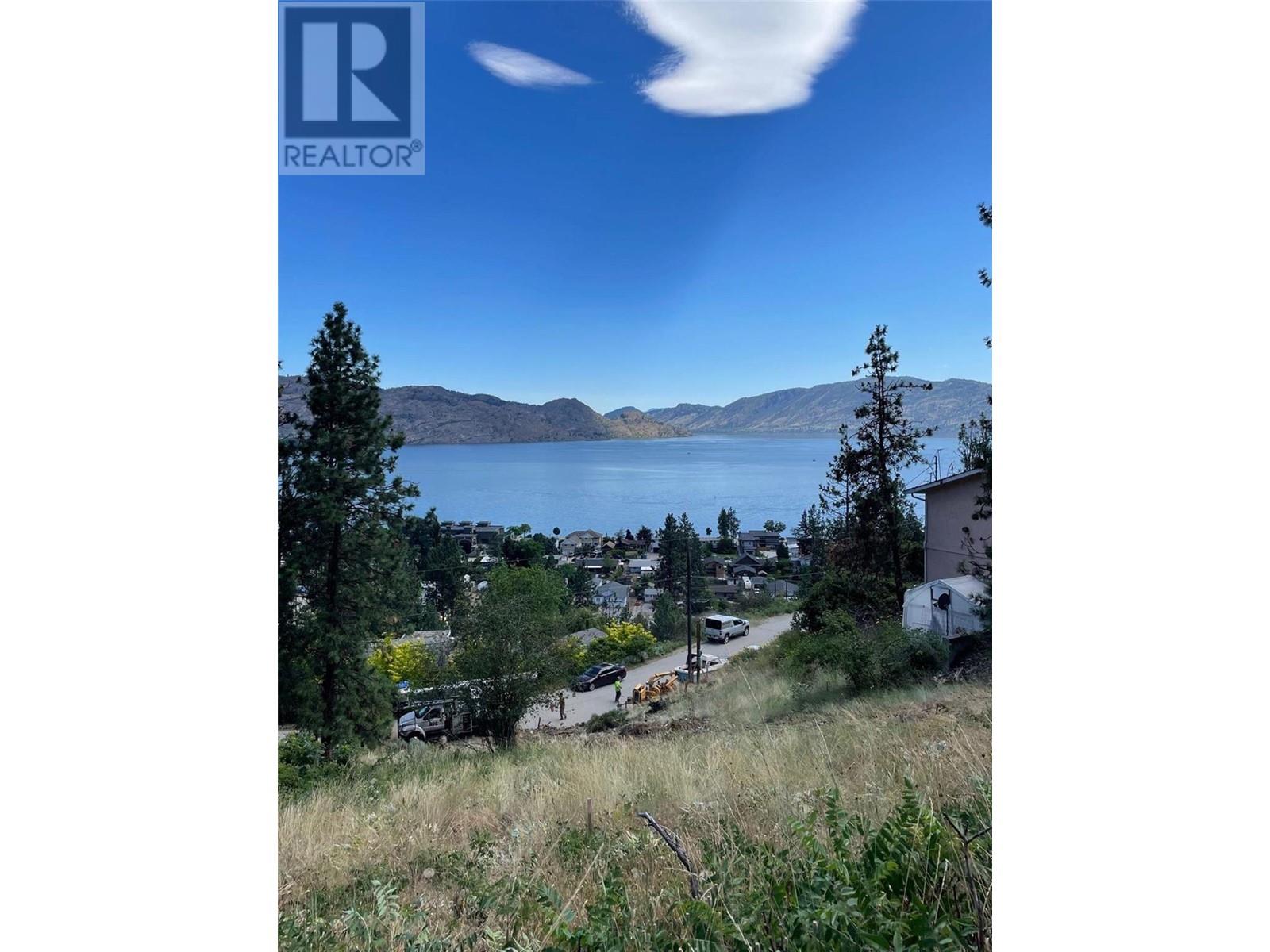 4258 4th Avenue, Peachland, British Columbia  V0H 1X5 - Photo 3 - 10308009