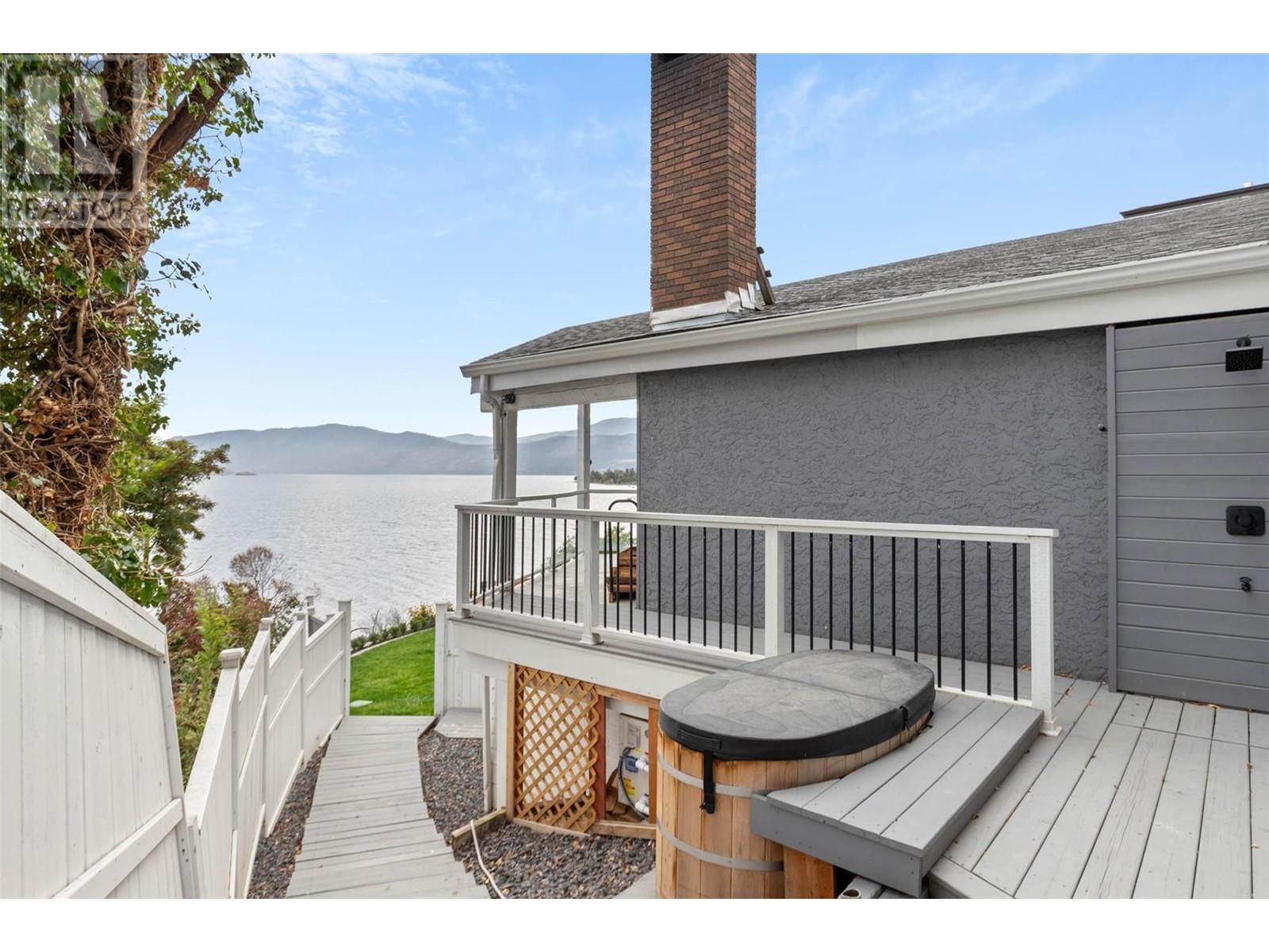 5142 Robinson Place, Peachland, British Columbia  V0H 1X1 - Photo 21 - 10308029