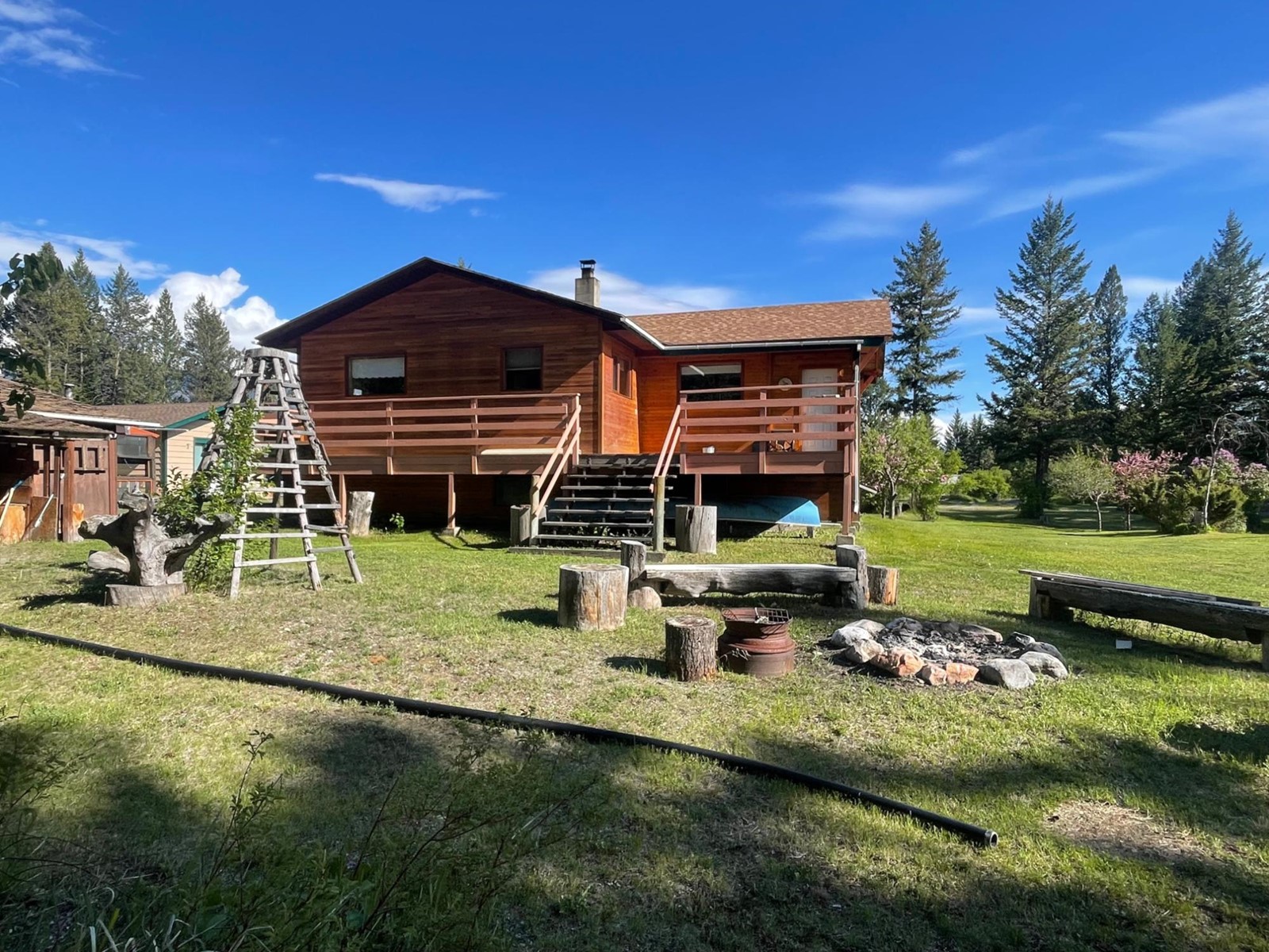 4561 Barleben Road, Skookumchuck, British Columbia  V0B 2E0 - Photo 3 - 2475737