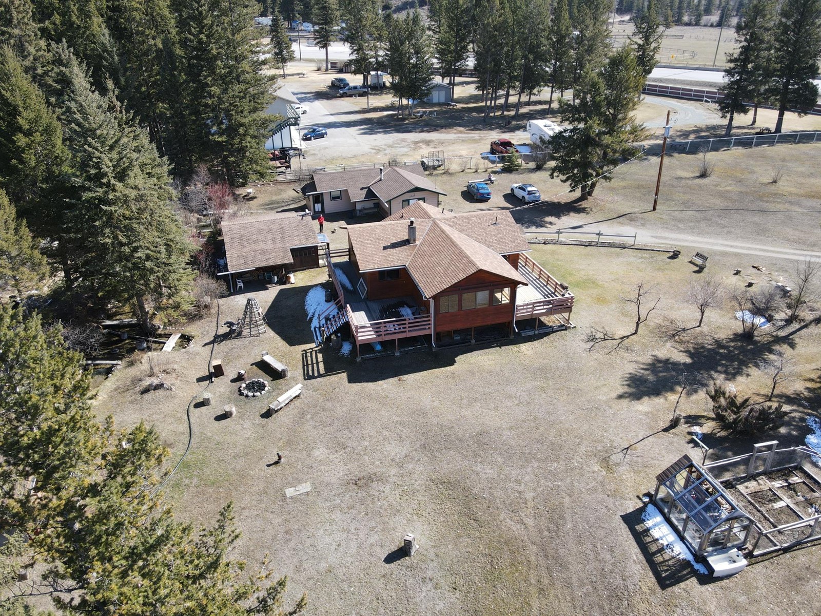 4561 Barleben Road, Skookumchuck, British Columbia  V0B 2E0 - Photo 46 - 2475737