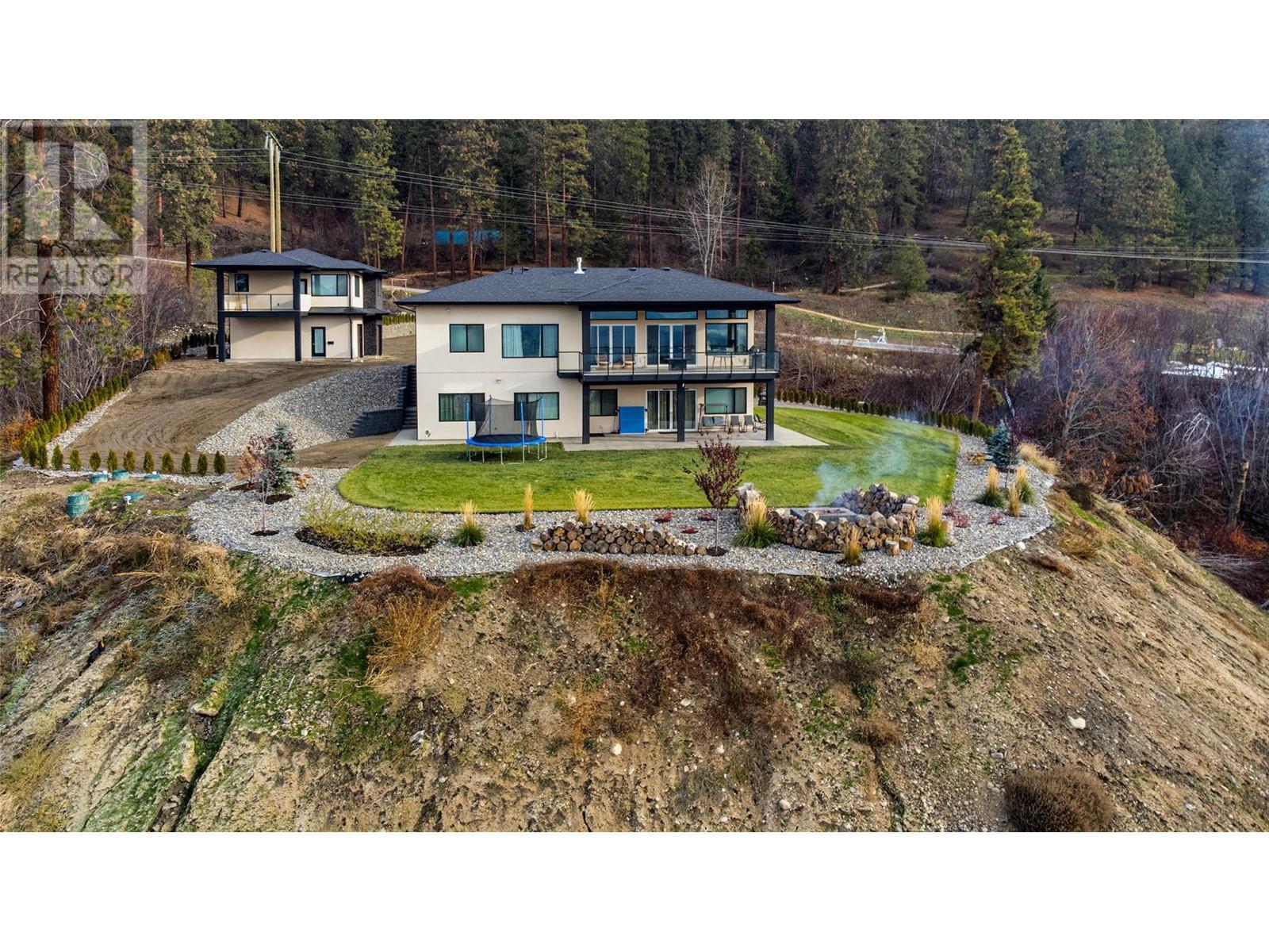 3278 Boss Creek Road, Vernon, British Columbia  V1B 4G5 - Photo 2 - 10308679