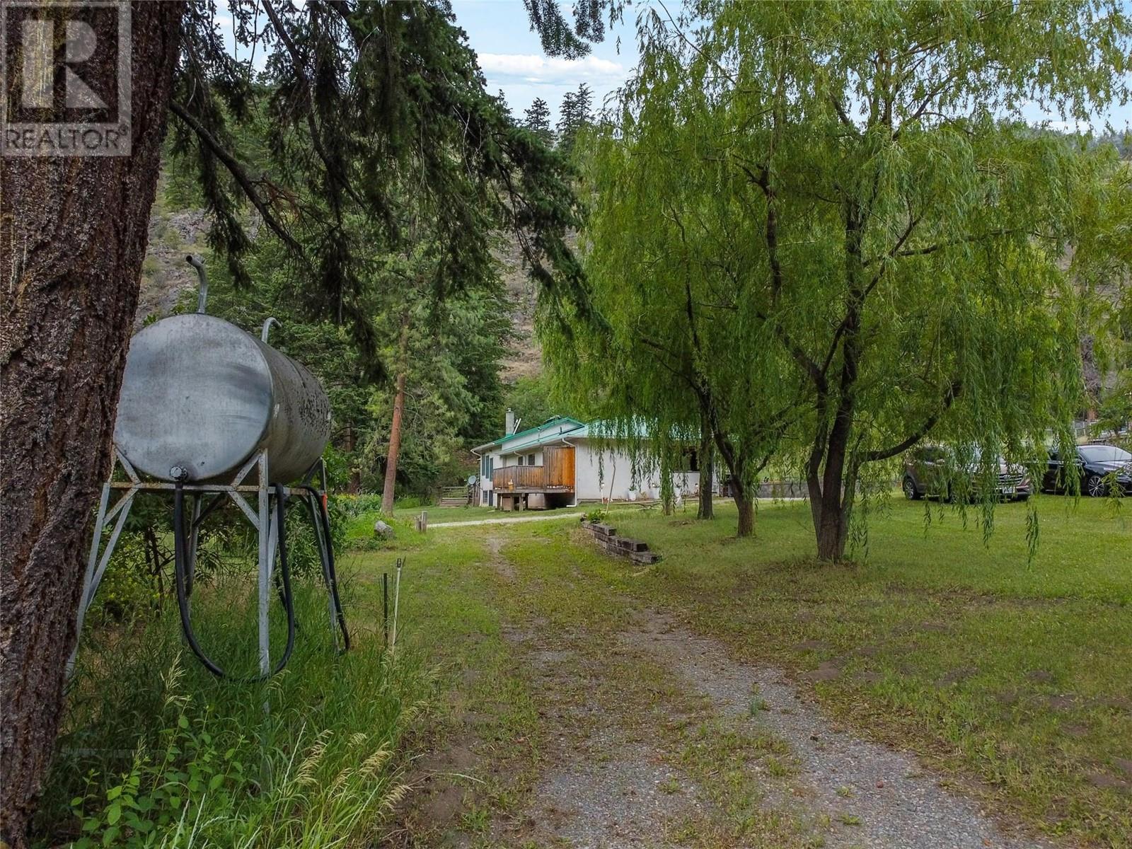 1196 Hwy 3a, Keremeos, British Columbia  V0X 1N4 - Photo 35 - 10308809