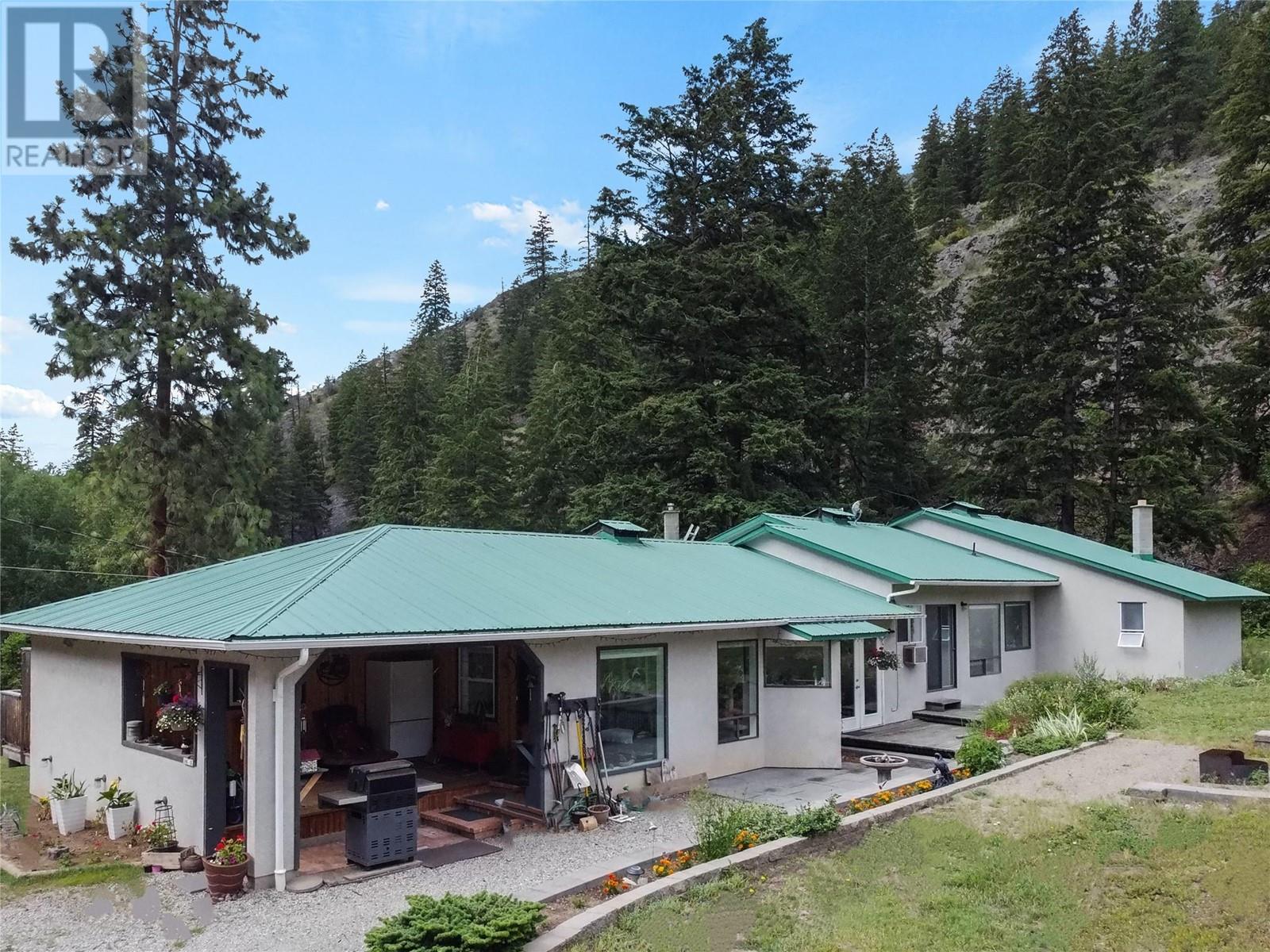 1196 Hwy 3a, Keremeos, British Columbia  V0X 1N4 - Photo 5 - 10308809