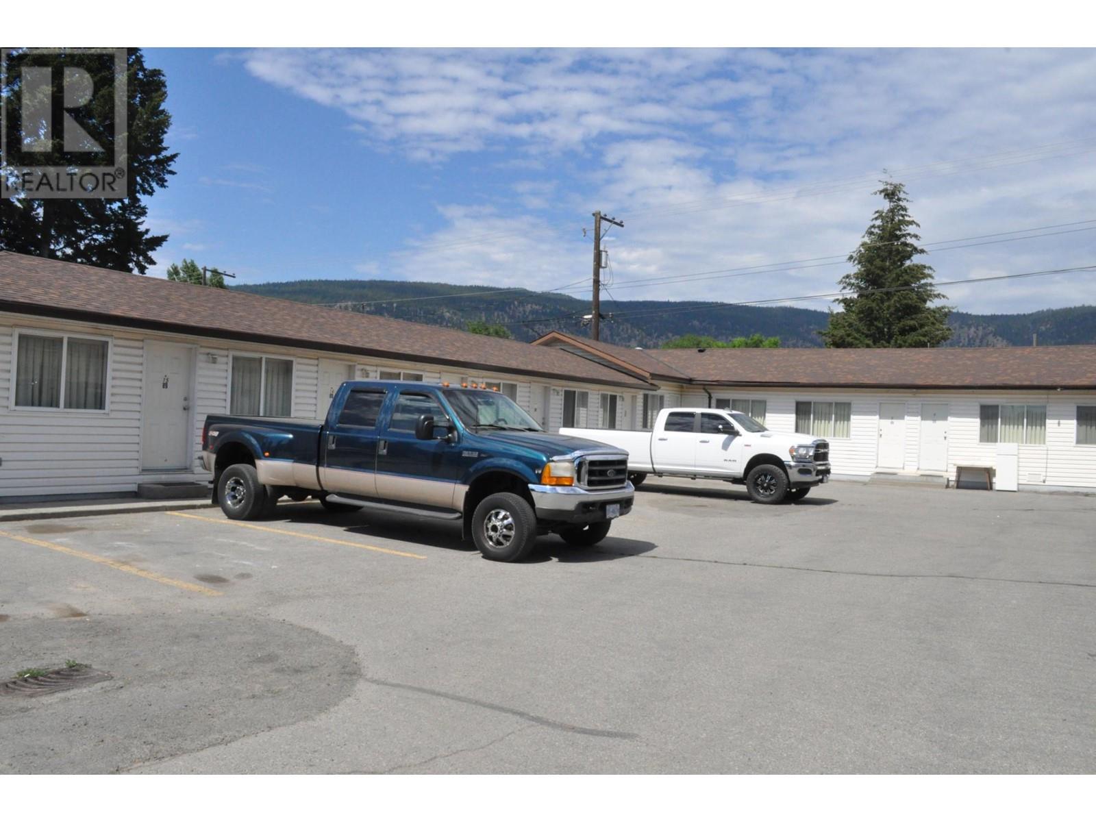 2379 Nicola Avenue, Merritt, British Columbia  V1K 1L8 - Photo 2 - 177544