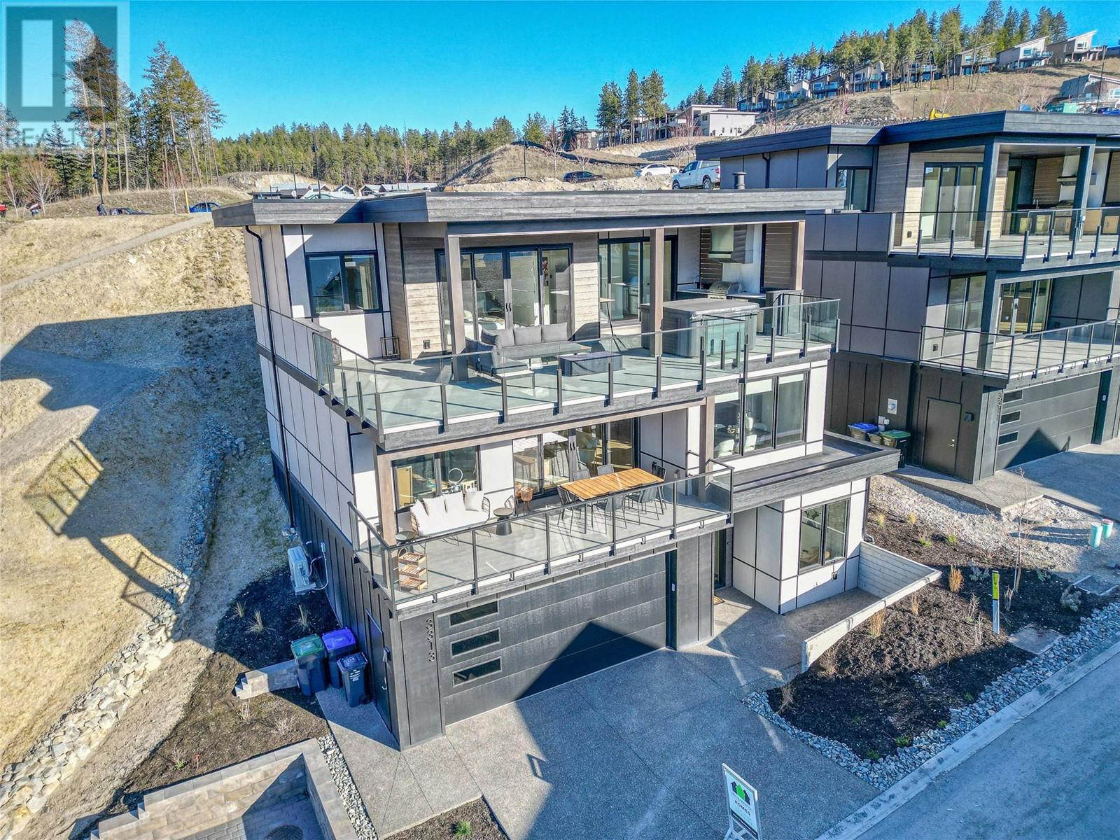 3313 Aspen Lane, Kelowna, British Columbia  V1V 0C6 - Photo 3 - 10308835