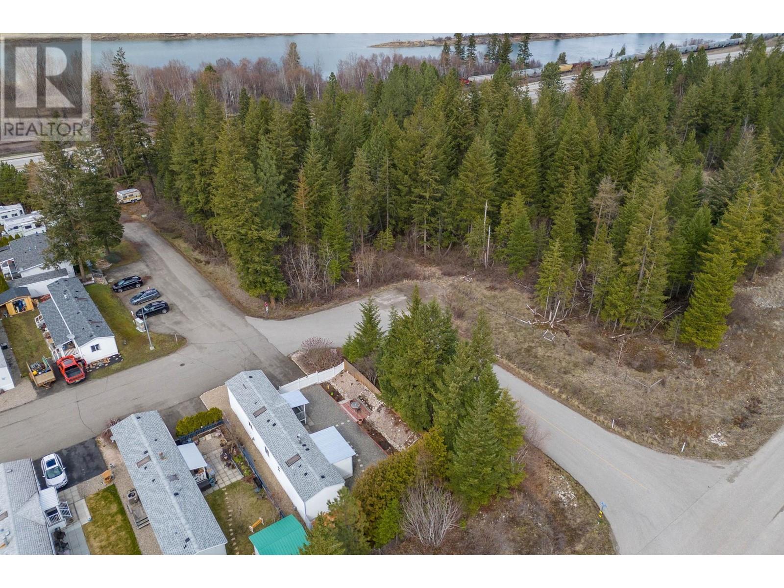 4965 Pine Acres Road Unit# 50, Chase, British Columbia  V0E 1M0 - Photo 29 - 177668