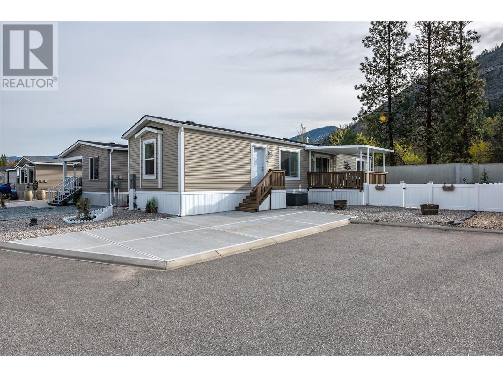 8598 Hwy 97 Unit# 102, Oliver, British Columbia  V0H 1T2 - Photo 1 - 10309260