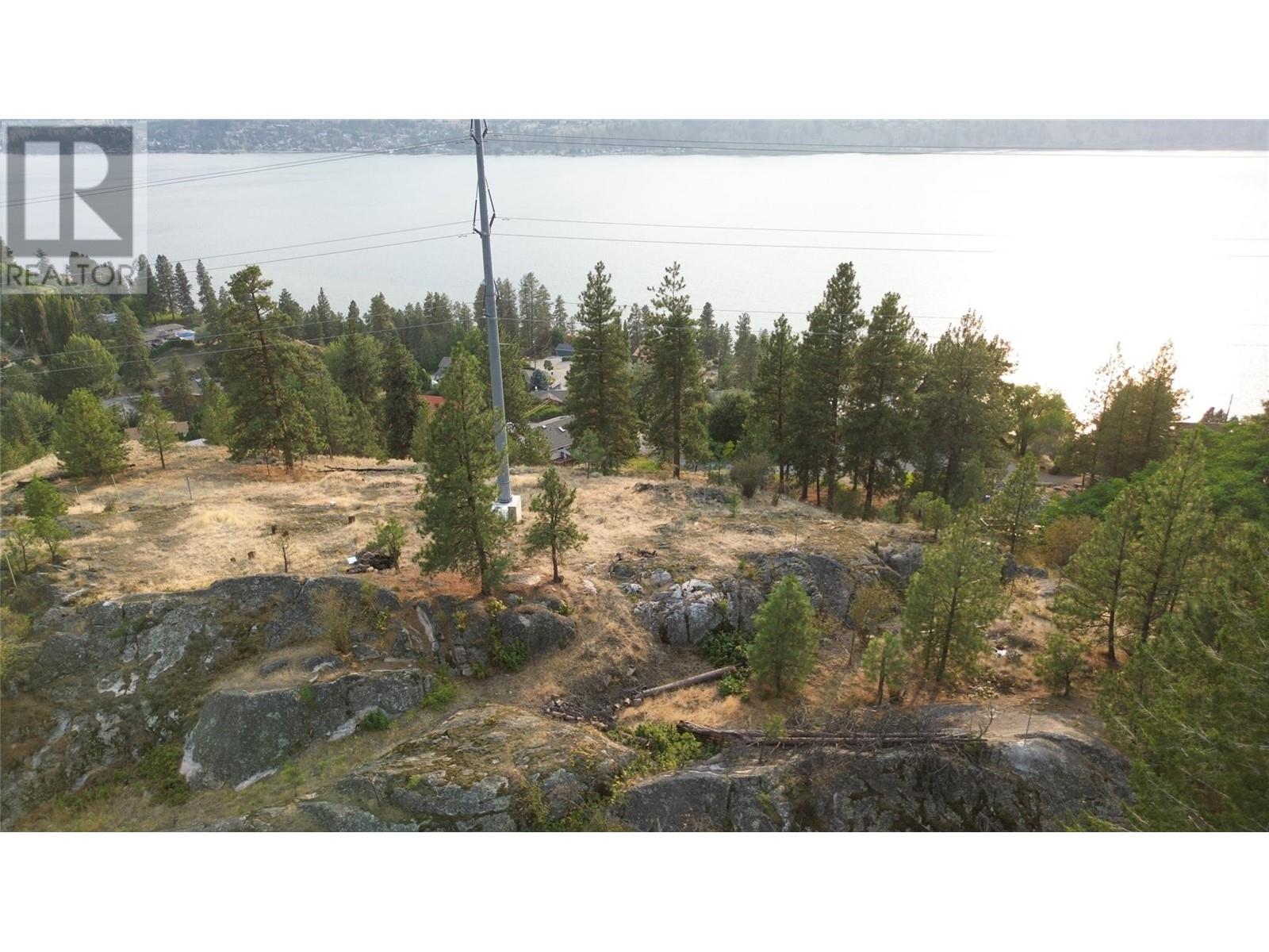 211 Sunnybrook Drive, Okanagan Falls, British Columbia  V2A 7K4 - Photo 3 - 10309520