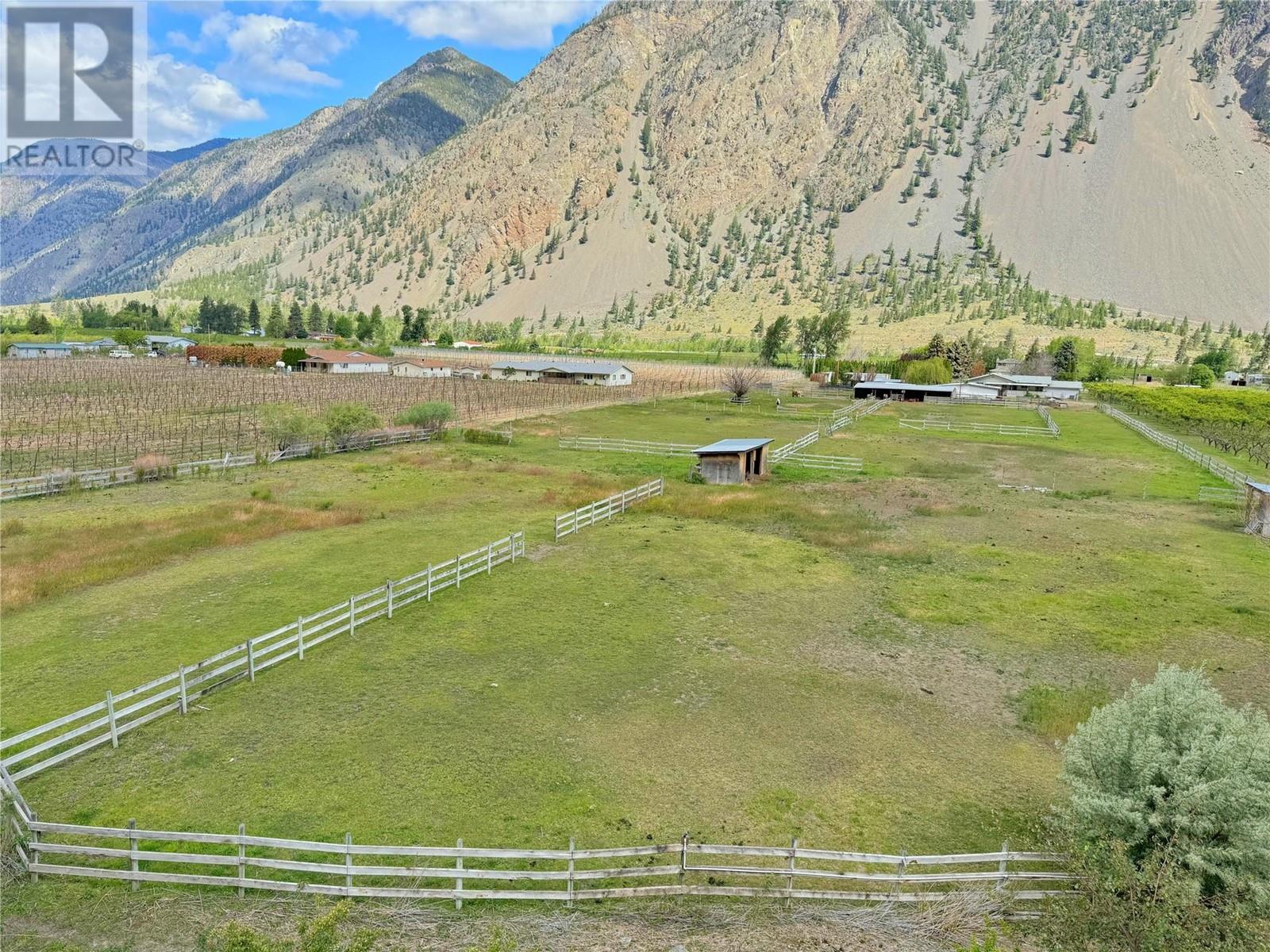 3219 River Road, Keremeos, British Columbia  V0X 1N1 - Photo 11 - 10309565