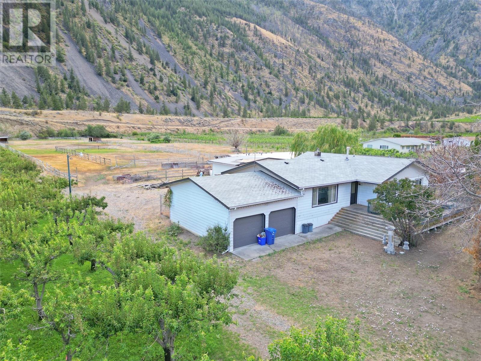 3219 River Road, Keremeos, British Columbia  V0X 1N1 - Photo 2 - 10309565