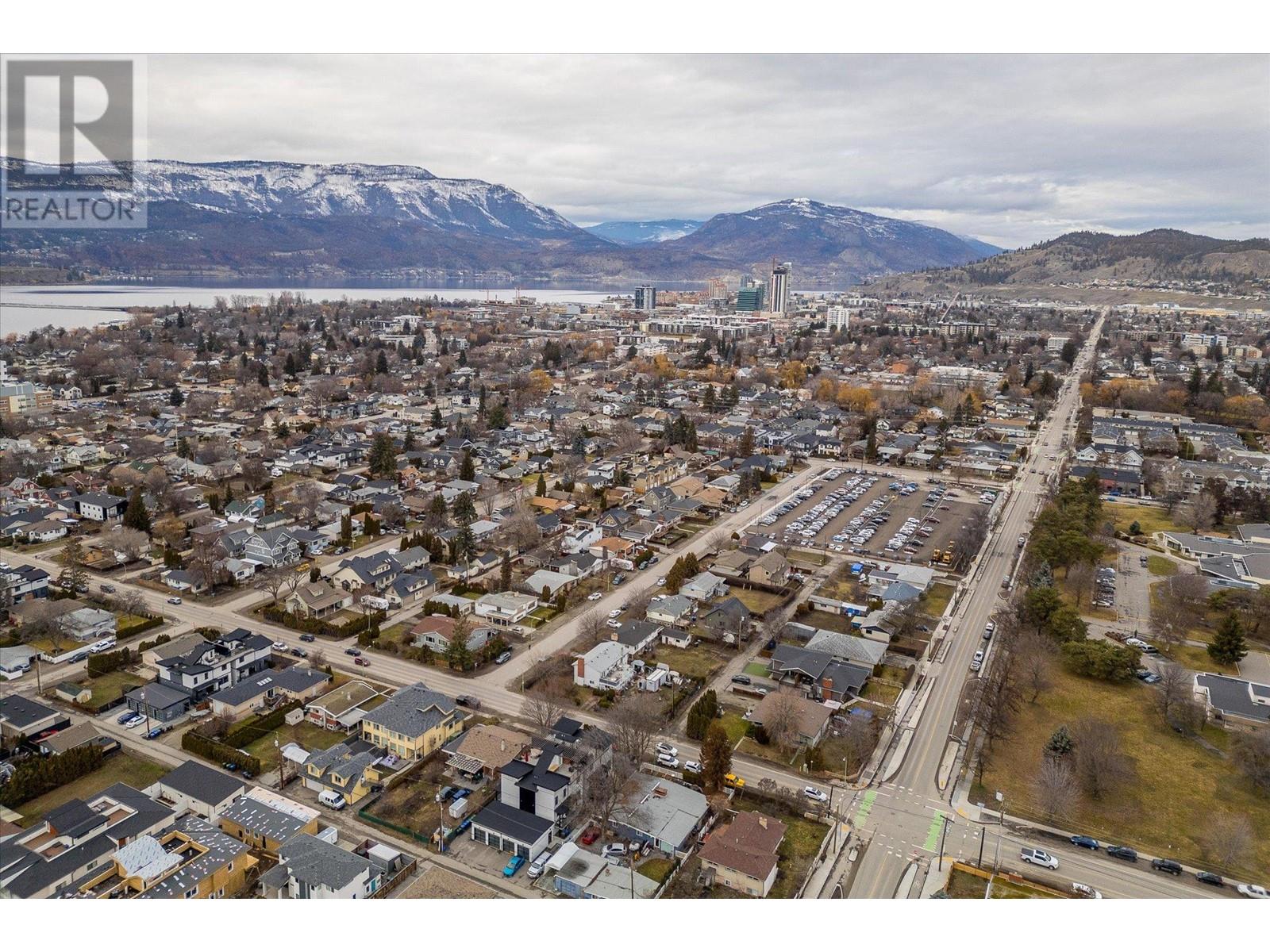 2261 Burnett Street, Kelowna, British Columbia  V1Y 2T7 - Photo 19 - 10309668