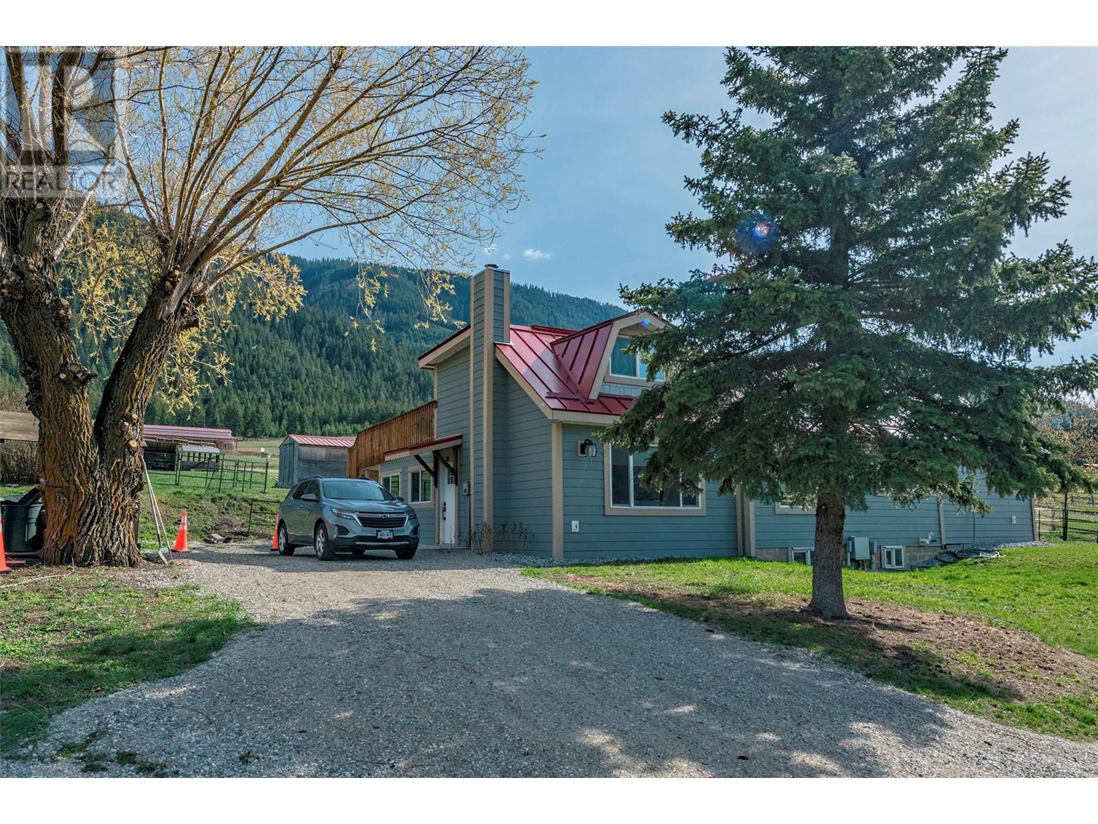 6449 97 Highway, Falkland, British Columbia  V0E 1W0 - Photo 32 - 10309637