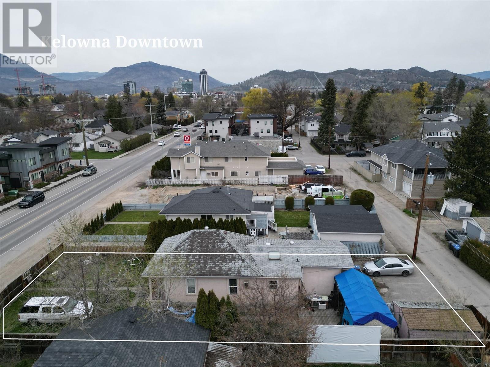 2181 Richter Street, Kelowna, British Columbia  V1Y 2N9 - Photo 7 - 10309855