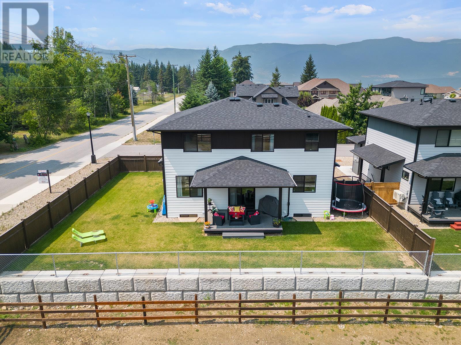 1441 20 Avenue Se Unit# 1, Salmon Arm, British Columbia  V1E 2M9 - Photo 66 - 10309947