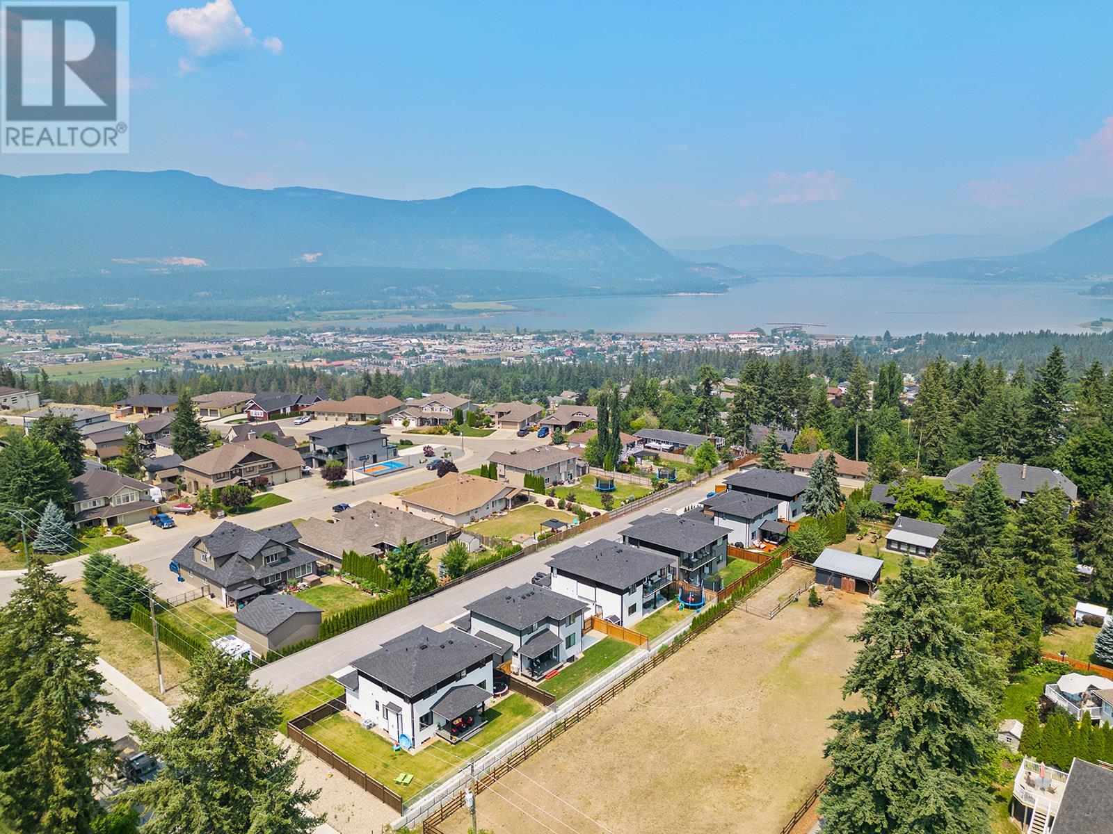 1441 20 Avenue Se Unit# 1, Salmon Arm, British Columbia  V1E 2M9 - Photo 71 - 10309947