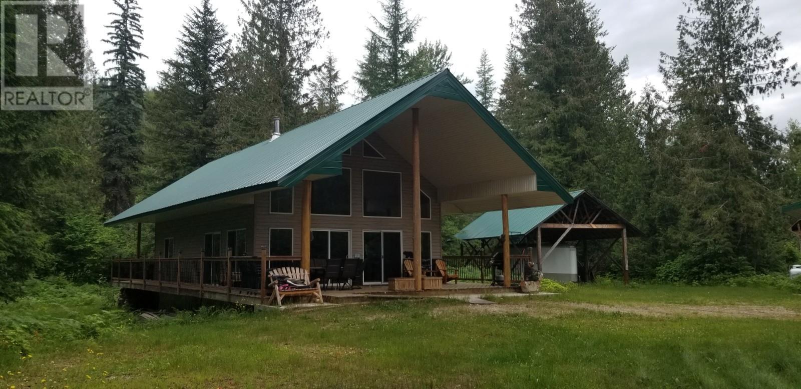 1625 Acorn Road, Seymour Arm, British Columbia  V0E 2V2 - Photo 33 - 10309872