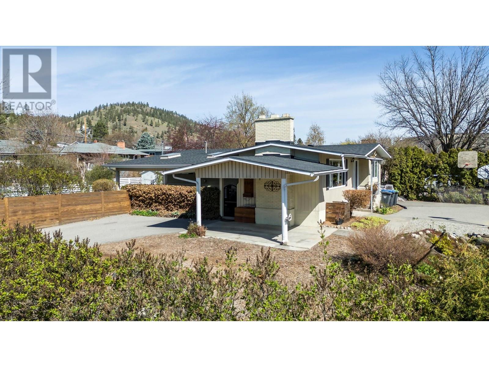 1880 Broadview Avenue, Kelowna, British Columbia  V1Y 4N8 - Photo 4 - 10310011