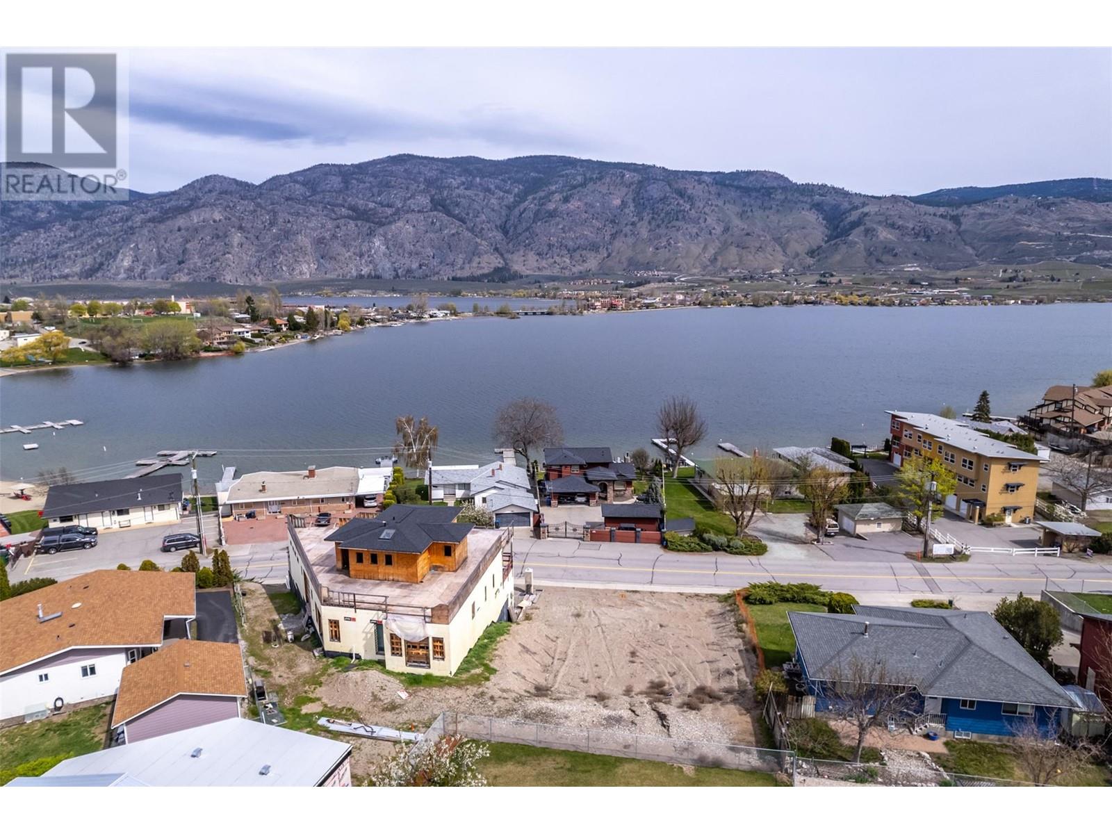 5808 Oleander Drive, Osoyoos, British Columbia  V0H 1V1 - Photo 12 - 10310042