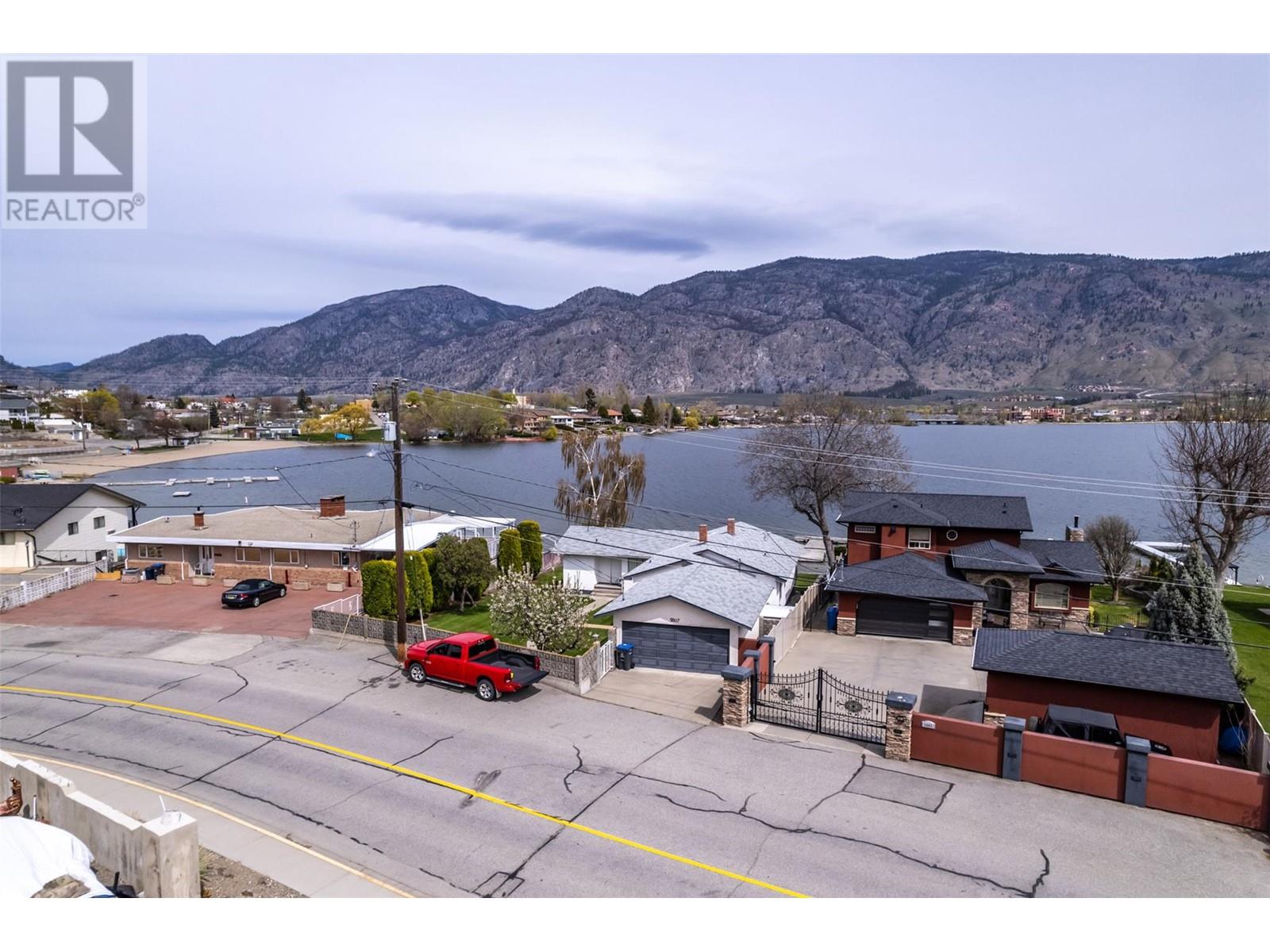 5808 Oleander Drive, Osoyoos, British Columbia  V0H 1V1 - Photo 13 - 10310042