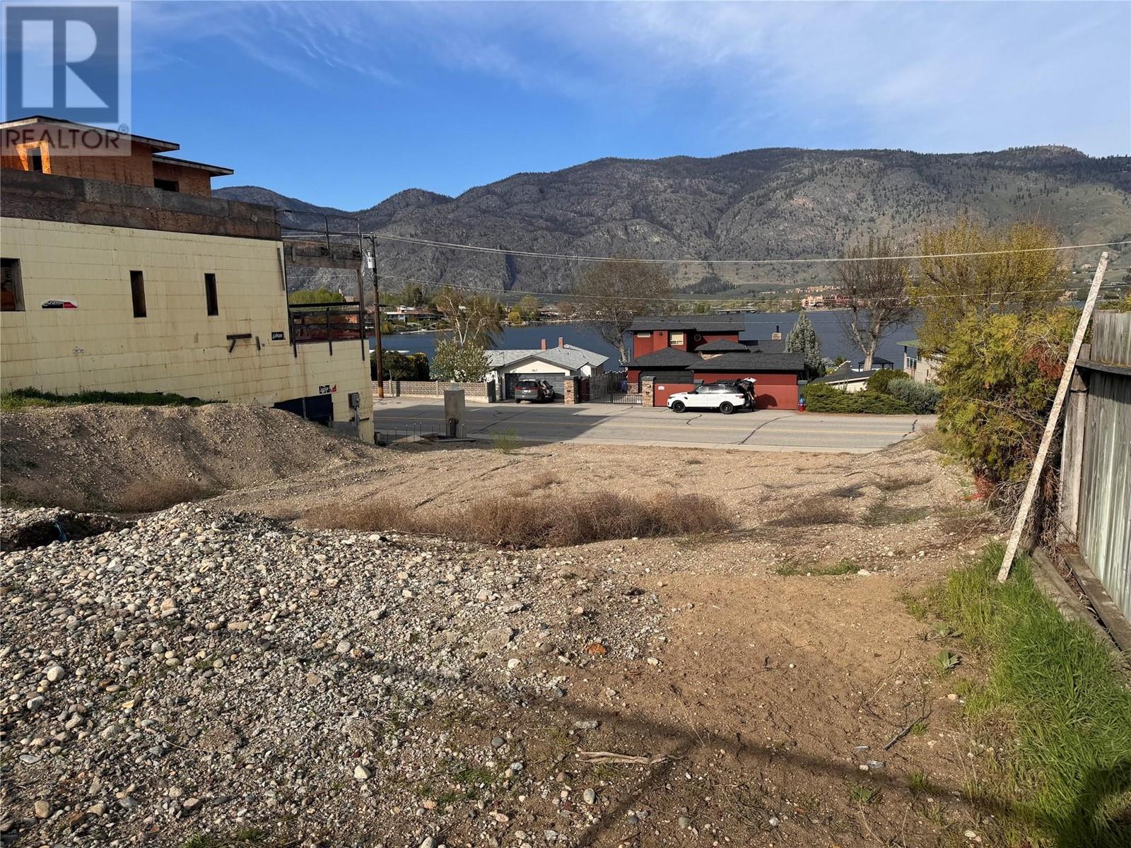 5808 Oleander Drive, Osoyoos, British Columbia  V0H 1V1 - Photo 4 - 10310042