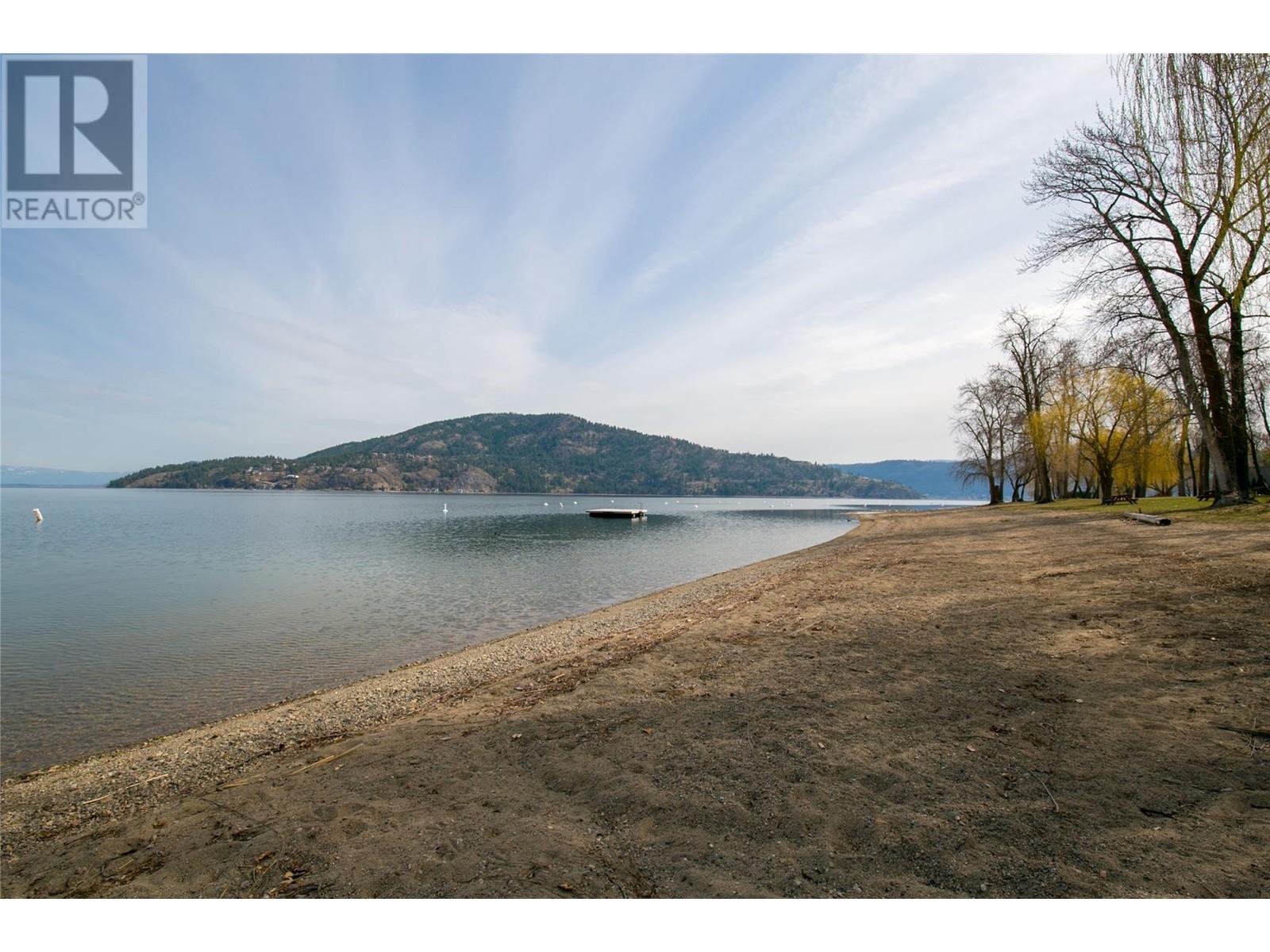 575 Meadowlark Avenue, Vernon, British Columbia  V1H 2A1 - Photo 32 - 10310325