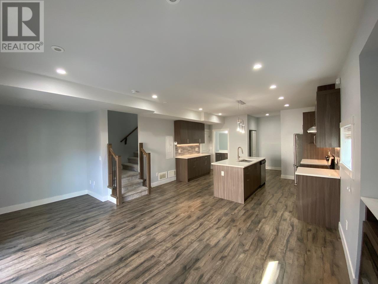 1056 Martin Avenue Unit# 3, Kelowna, British Columbia  V1Y 6V5 - Photo 13 - 10310361