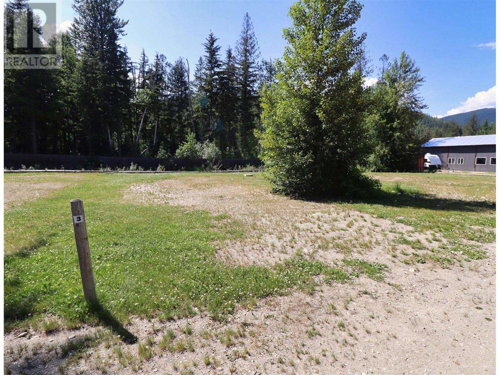 1701 Ireland Road Unit# 3, Seymour Arm, British Columbia  V0E 1M9 - Photo 1 - 10310478