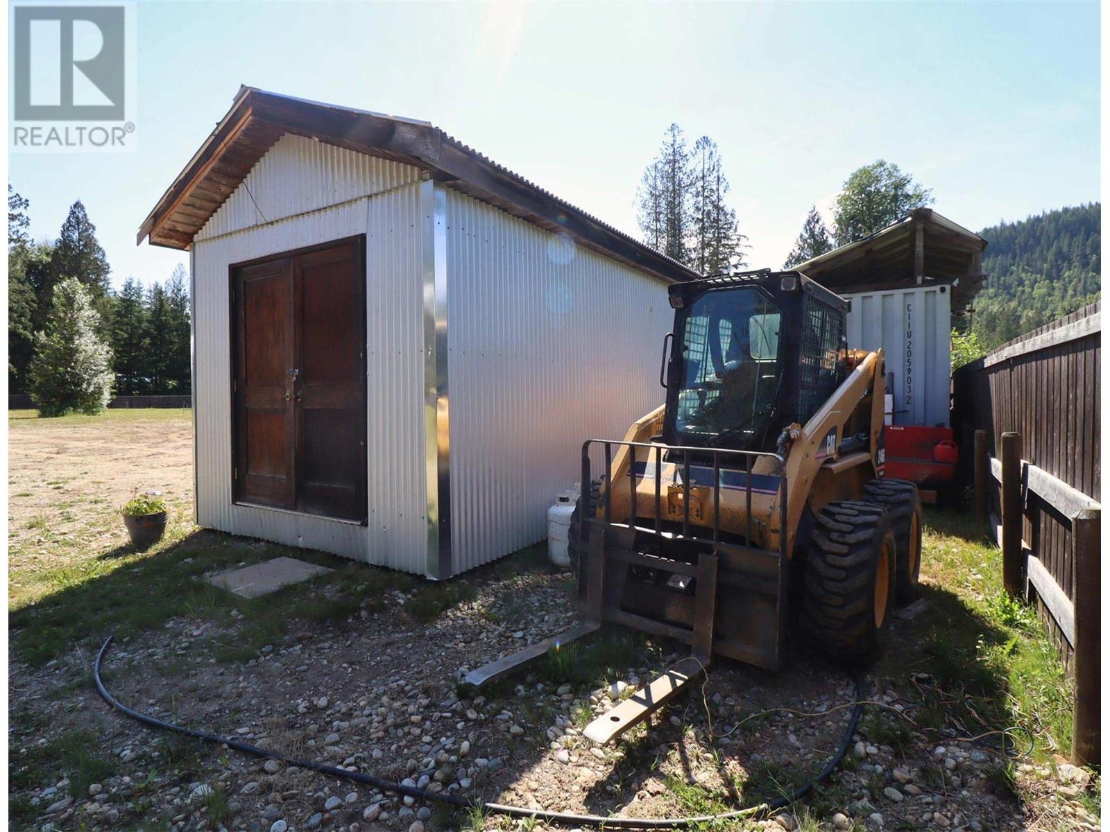 1701 Ireland Road Unit# 3, Seymour Arm, British Columbia  V0E 1M9 - Photo 21 - 10310478