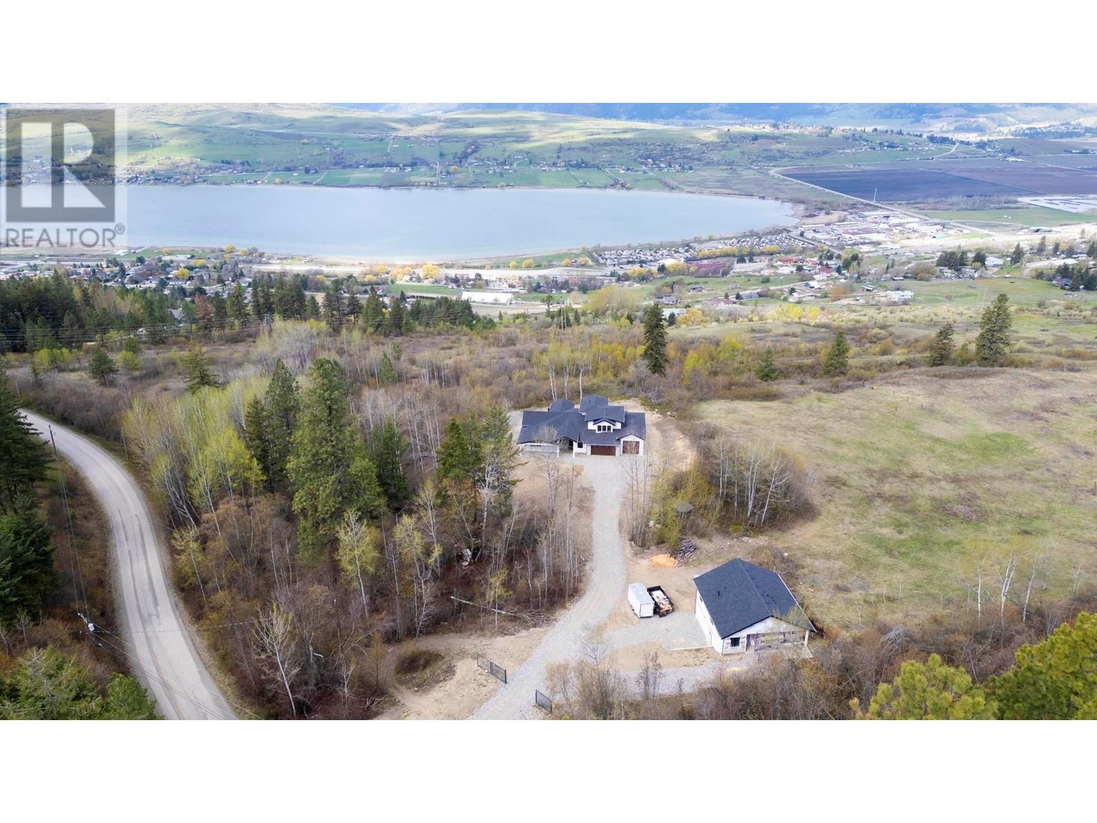 7500 Mclennan Road, Vernon, British Columbia  V1B 3S7 - Photo 3 - 10310347