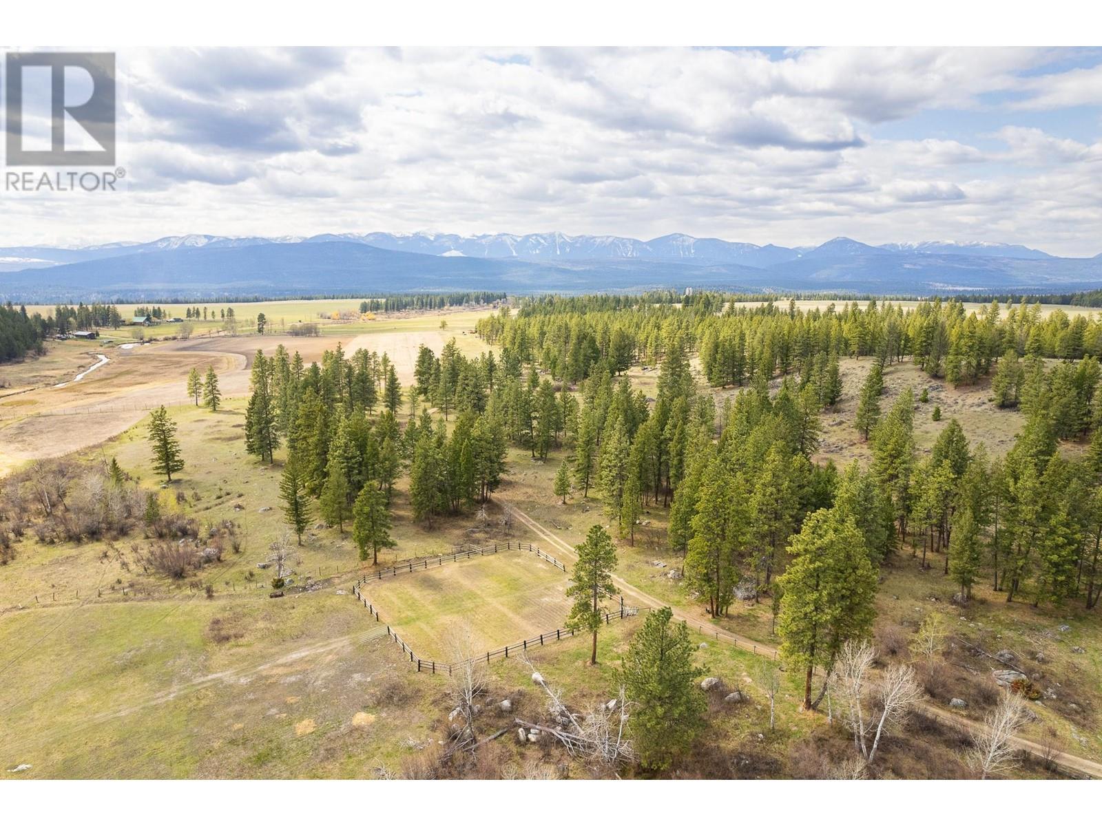 5612 Wolf Creek Road, Wasa, British Columbia  V1C 4H5 - Photo 54 - 2476417