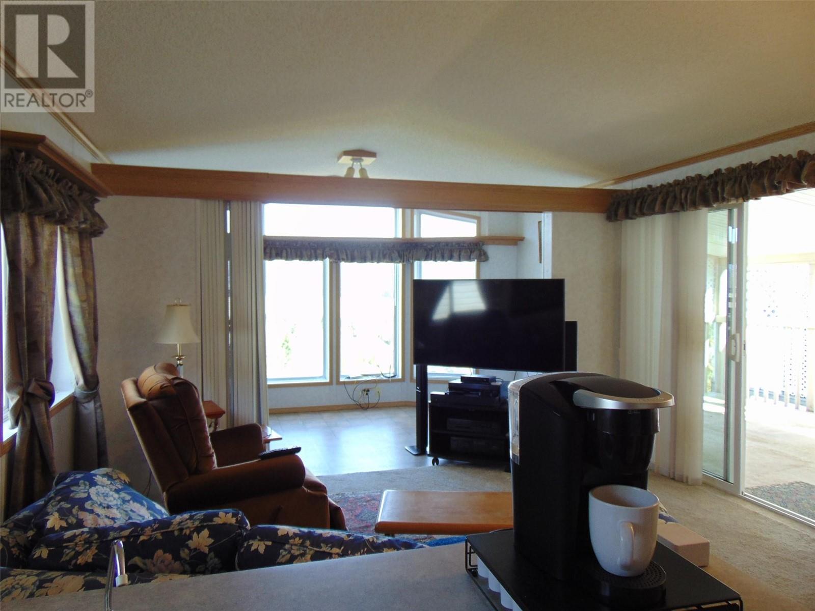 1885 Tappen Notch Hill Road Unit# 30, Tappen, British Columbia  V0E 2X3 - Photo 21 - 10311075