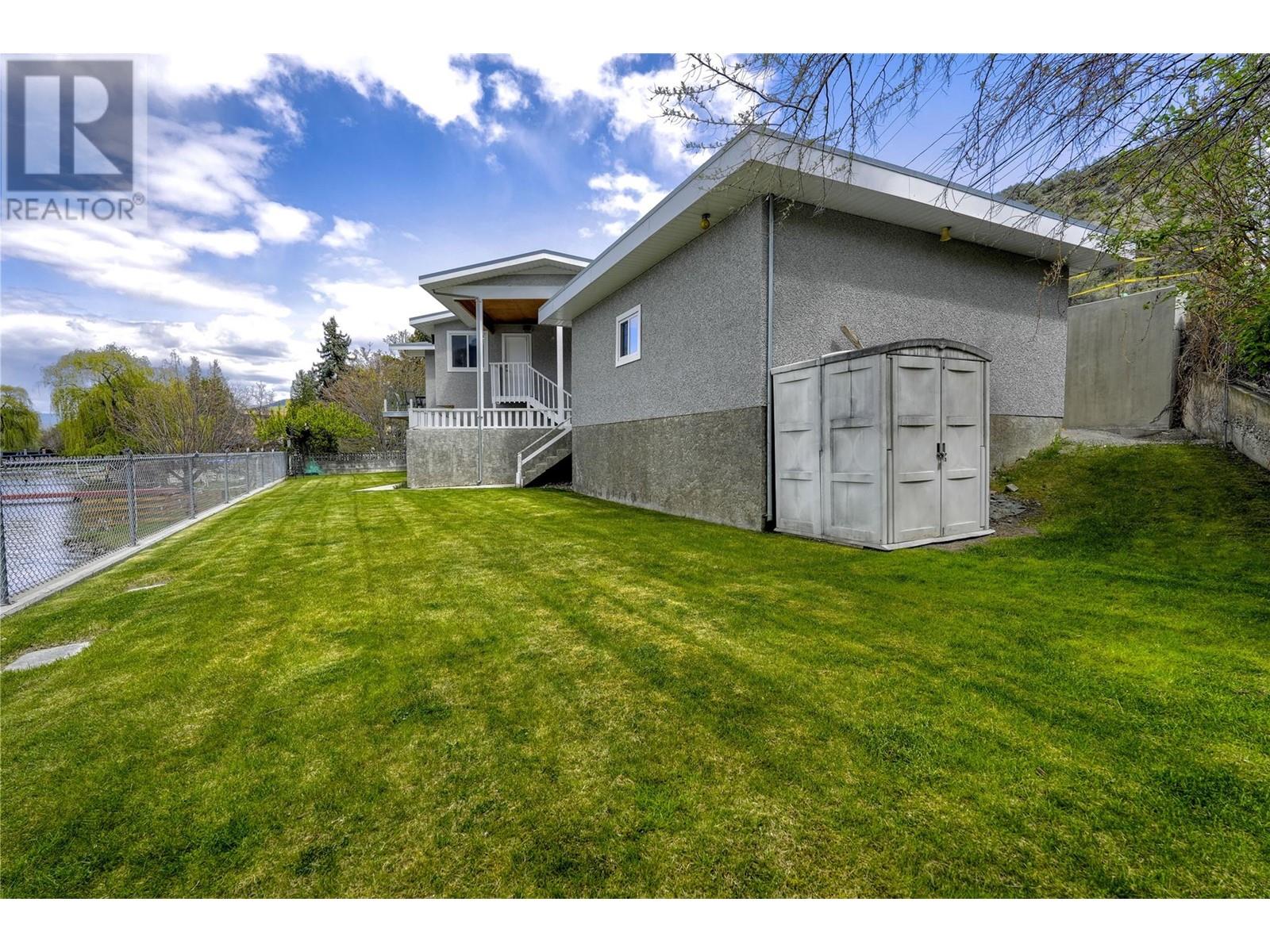 3951 Lakeside Road, Penticton, British Columbia  V2A 8W3 - Photo 31 - 10311672