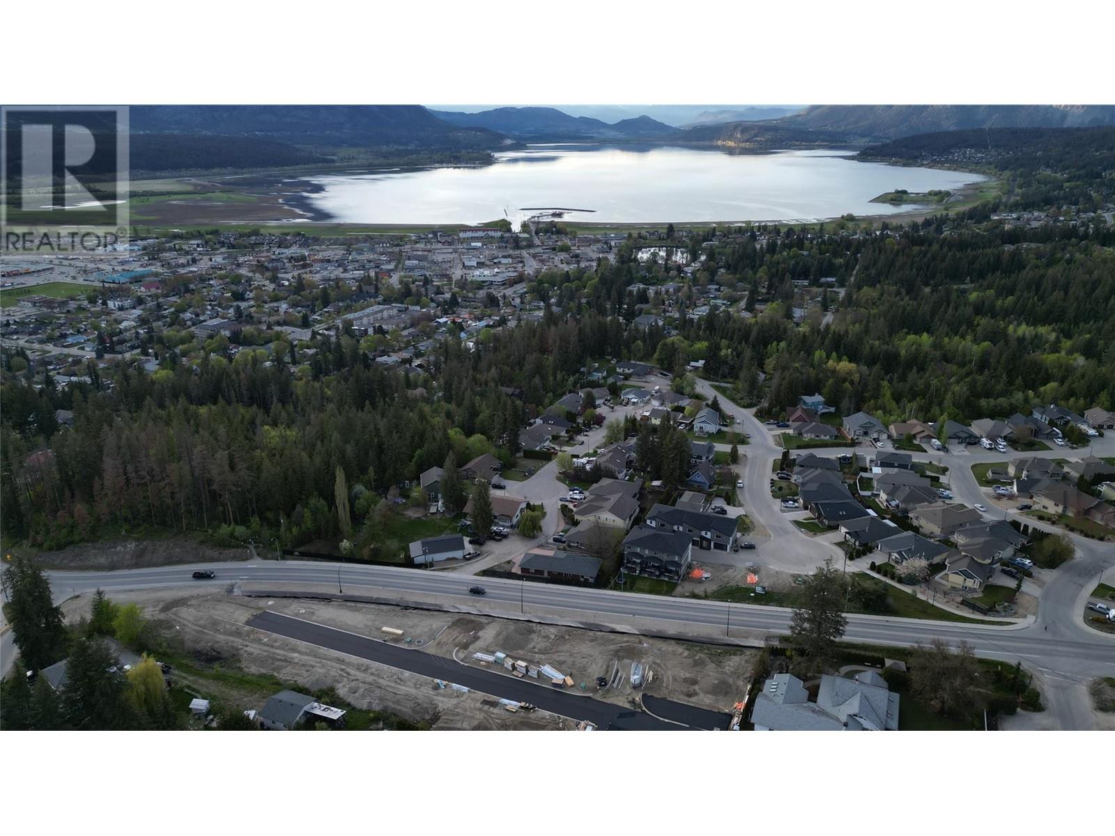 981 12 Street Se Unit# 24, Salmon Arm, British Columbia  V1E 2C8 - Photo 39 - 10313014