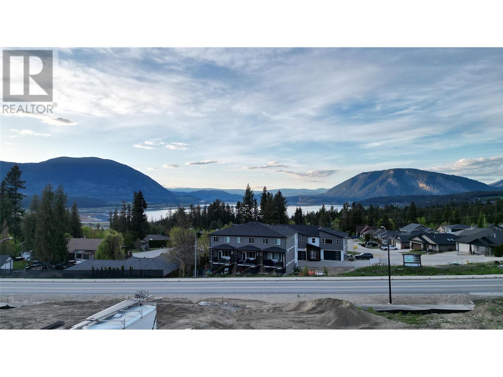 981 12 Street Se Unit# 24, Salmon Arm, British Columbia  V1E 2C8 - Photo 44 - 10313014