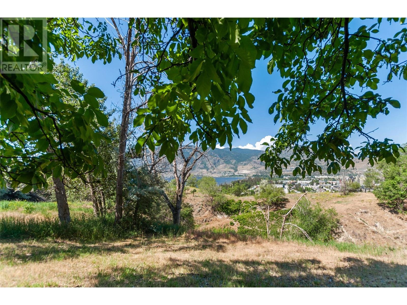 3575 Valleyview Road, Penticton, British Columbia  V2A 8W9 - Photo 32 - 10313445